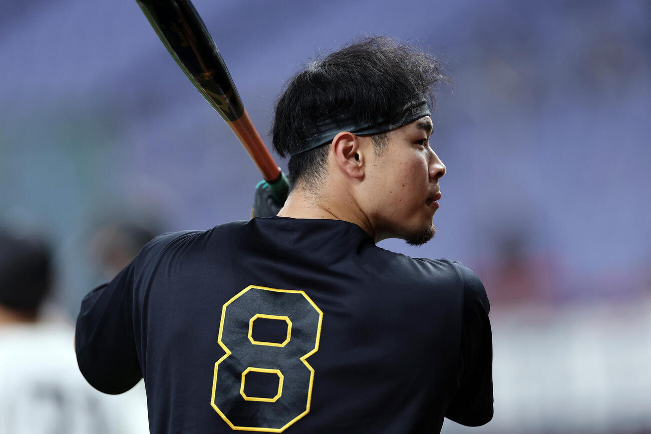 阪神対ヤクルト　打撃練習を行う阪神佐藤輝明（撮影・前田充）