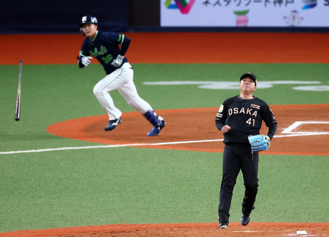 阪神対ヤクルト　6回表ヤクルト無死三塁、村上頌樹は西村瑠伊斗に中犠飛を打たれ勝ち越しを許す（撮影・加藤哉）