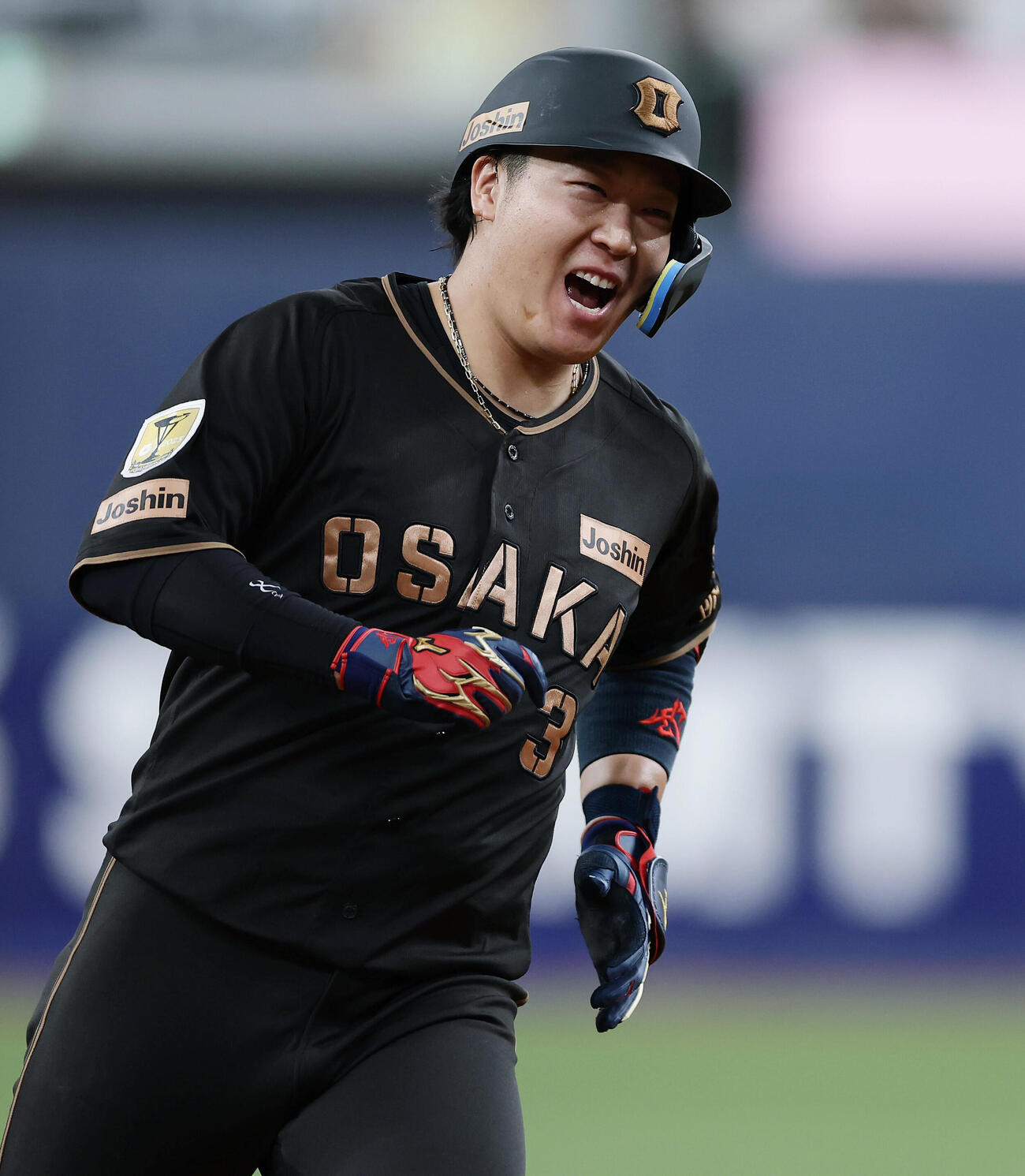 阪神対ヤクルト　9回裏阪神1死、サヨナラ本塁打を放った大山悠輔（撮影・前田充）