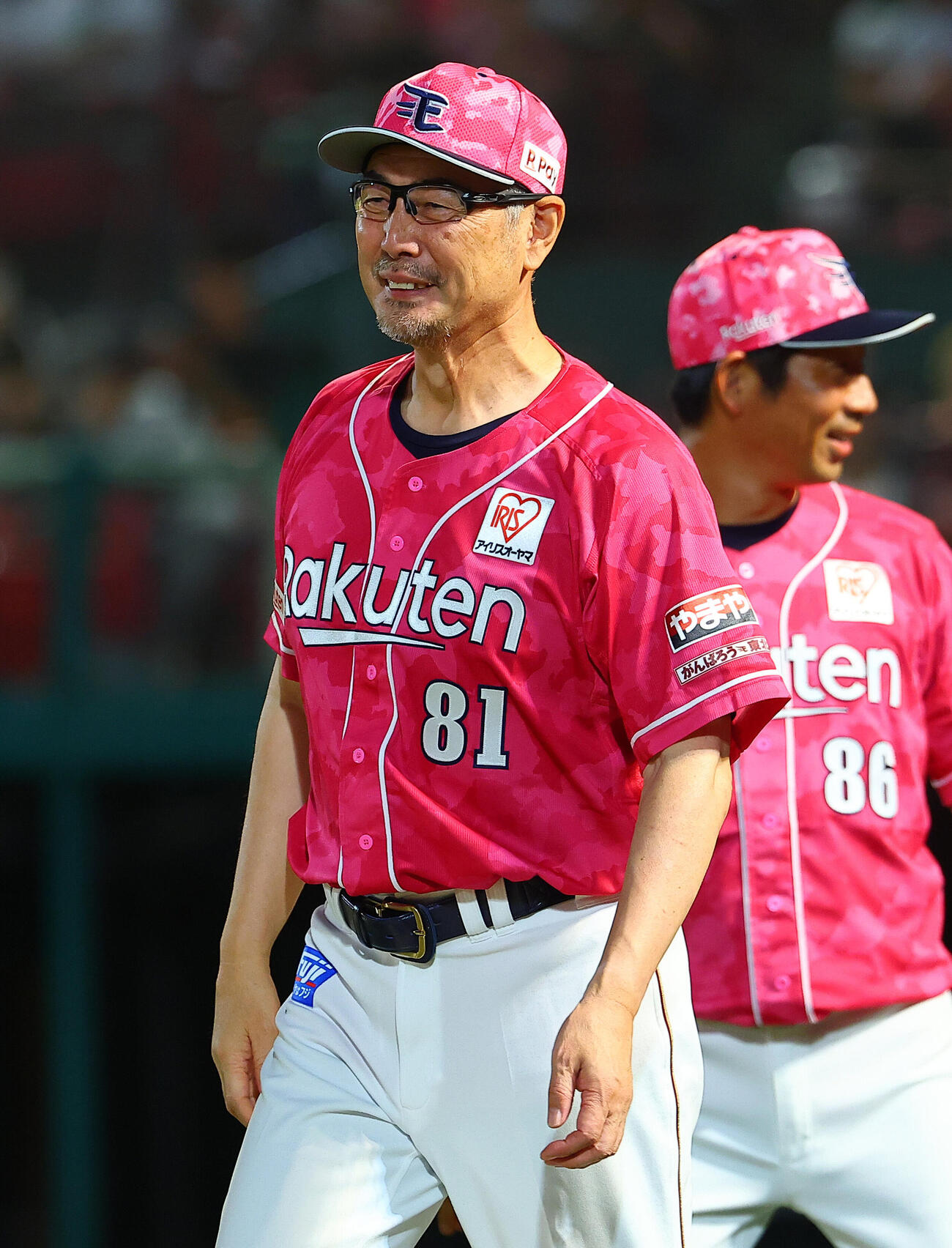 楽天対ロッテ　勝利に笑顔の楽天吉井理人監督（撮影・野上伸悟）
