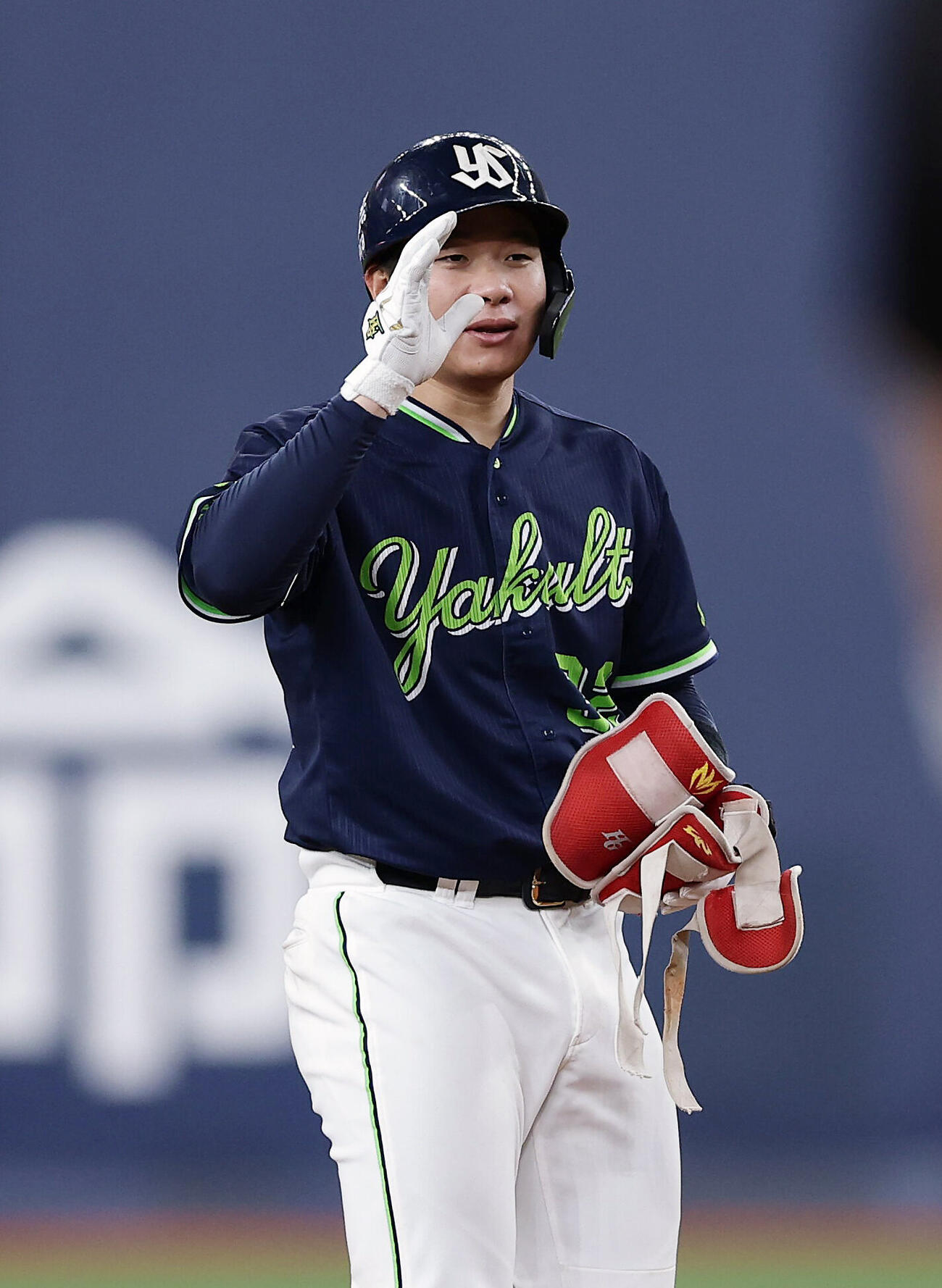 阪神対ヤクルト　6回表ヤクルト2死二塁、適時二塁打を放った松本直樹（撮影・前田充）