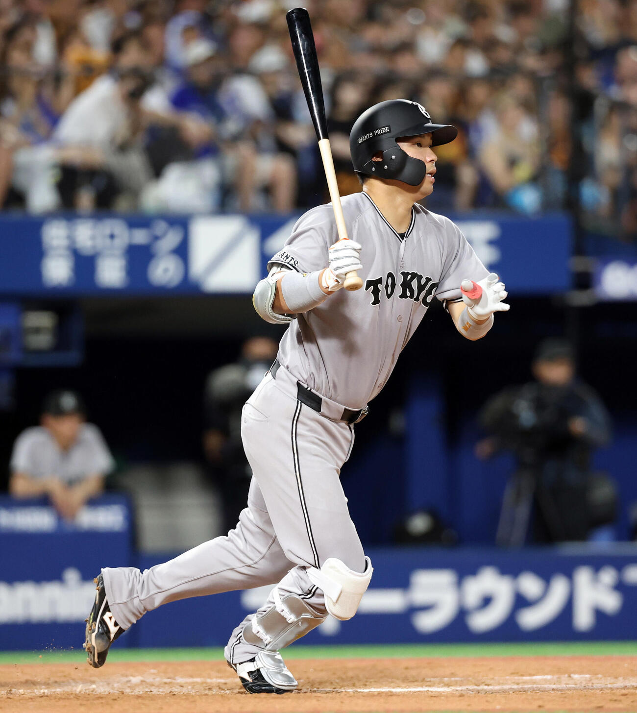 DeNA対巨人　3回表巨人無死一、二塁、大城卓三は適時打を放つ（撮影・浅見桂子）