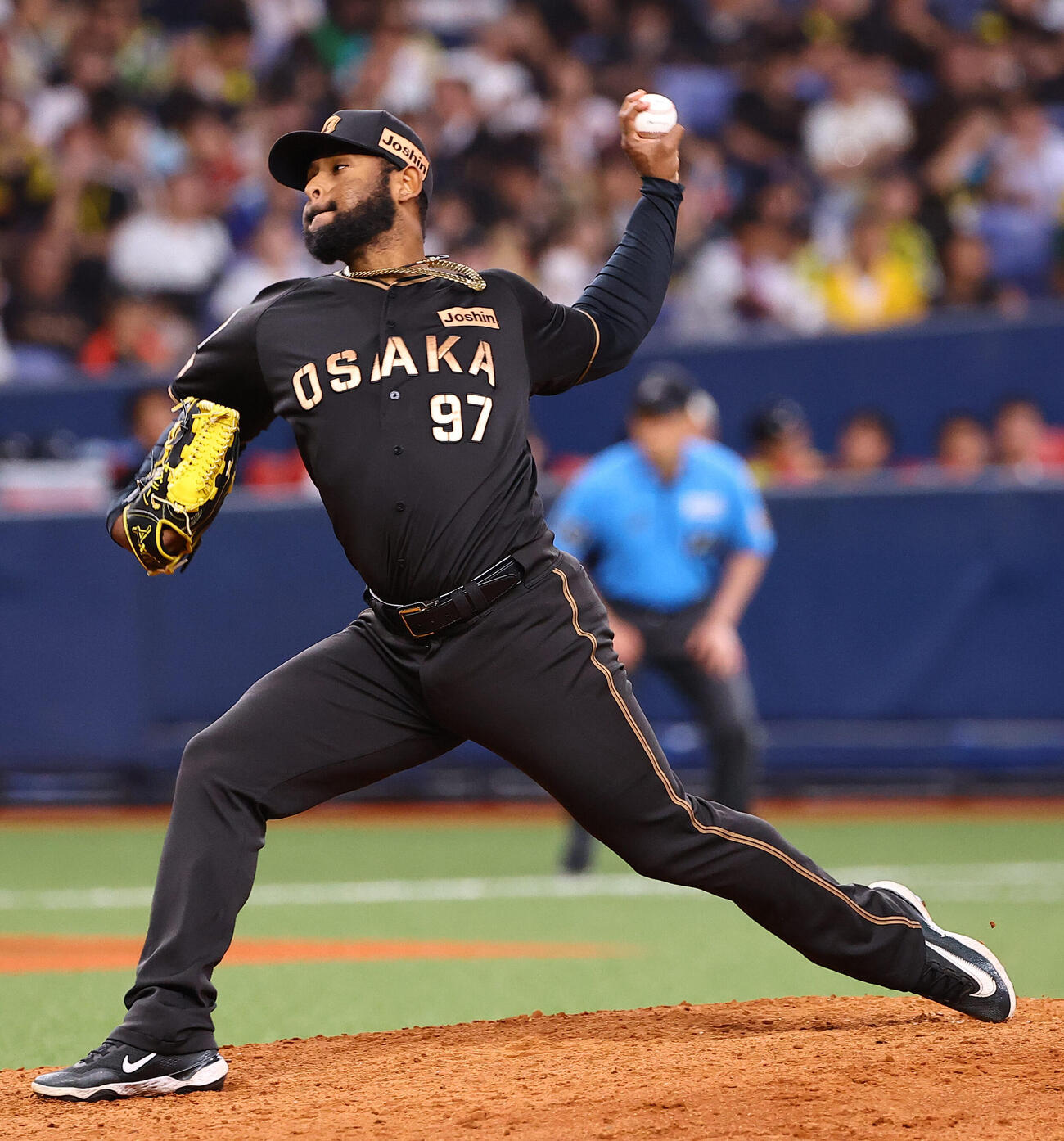 阪神対ヤクルト　阪神4番手のアンダーソン・セベリーノ（撮影・上田博志）