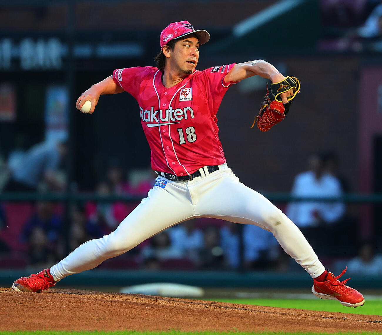 楽天対ロッテ　楽天先発の前田健太（撮影・野上伸悟）