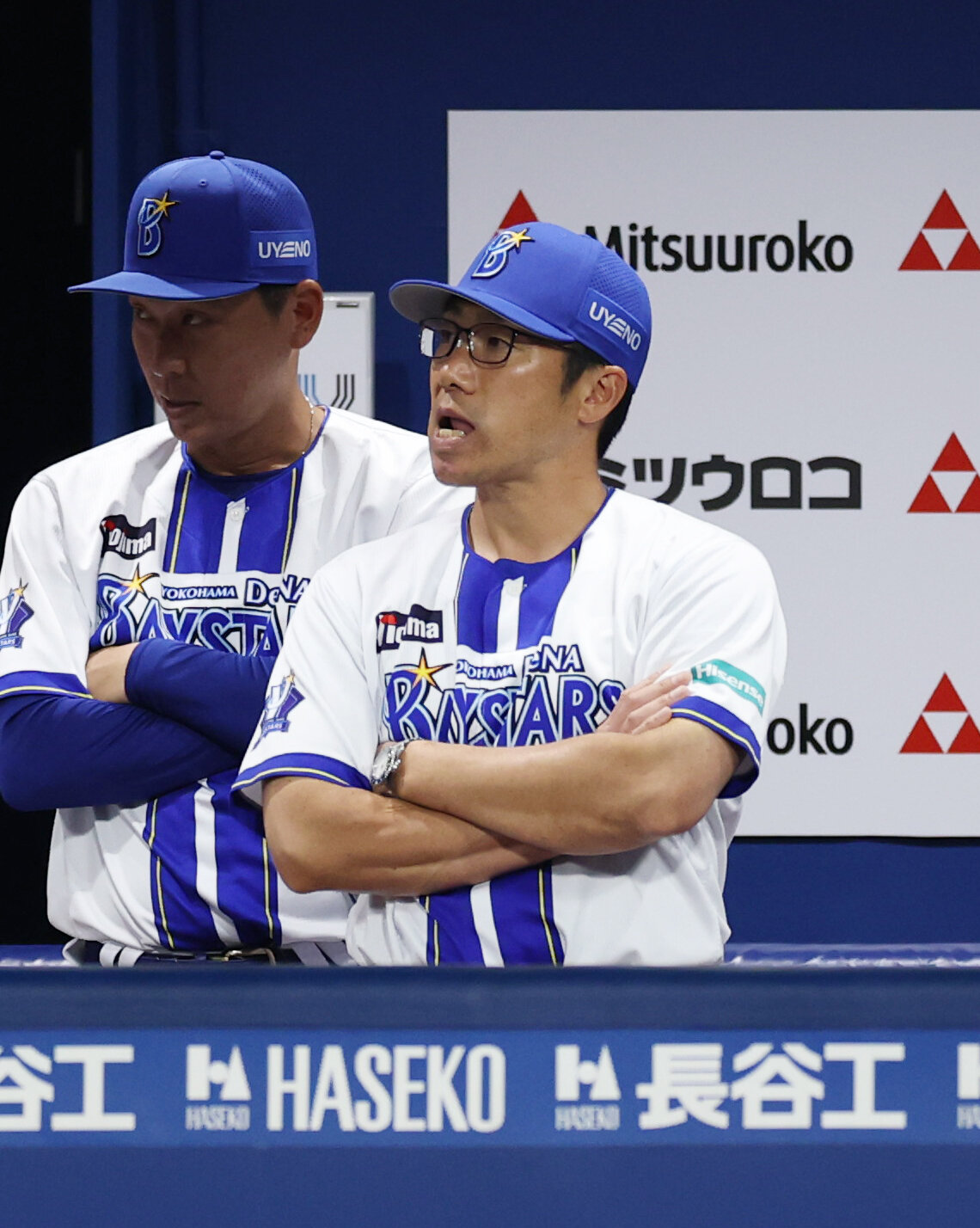DeNA対巨人　戦況を見守るDeNA相川亮二監督（撮影・増田悦実）