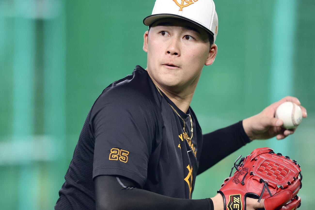 巨人対広島　試合前、練習に臨む巨人代木大和（撮影・河田真司）