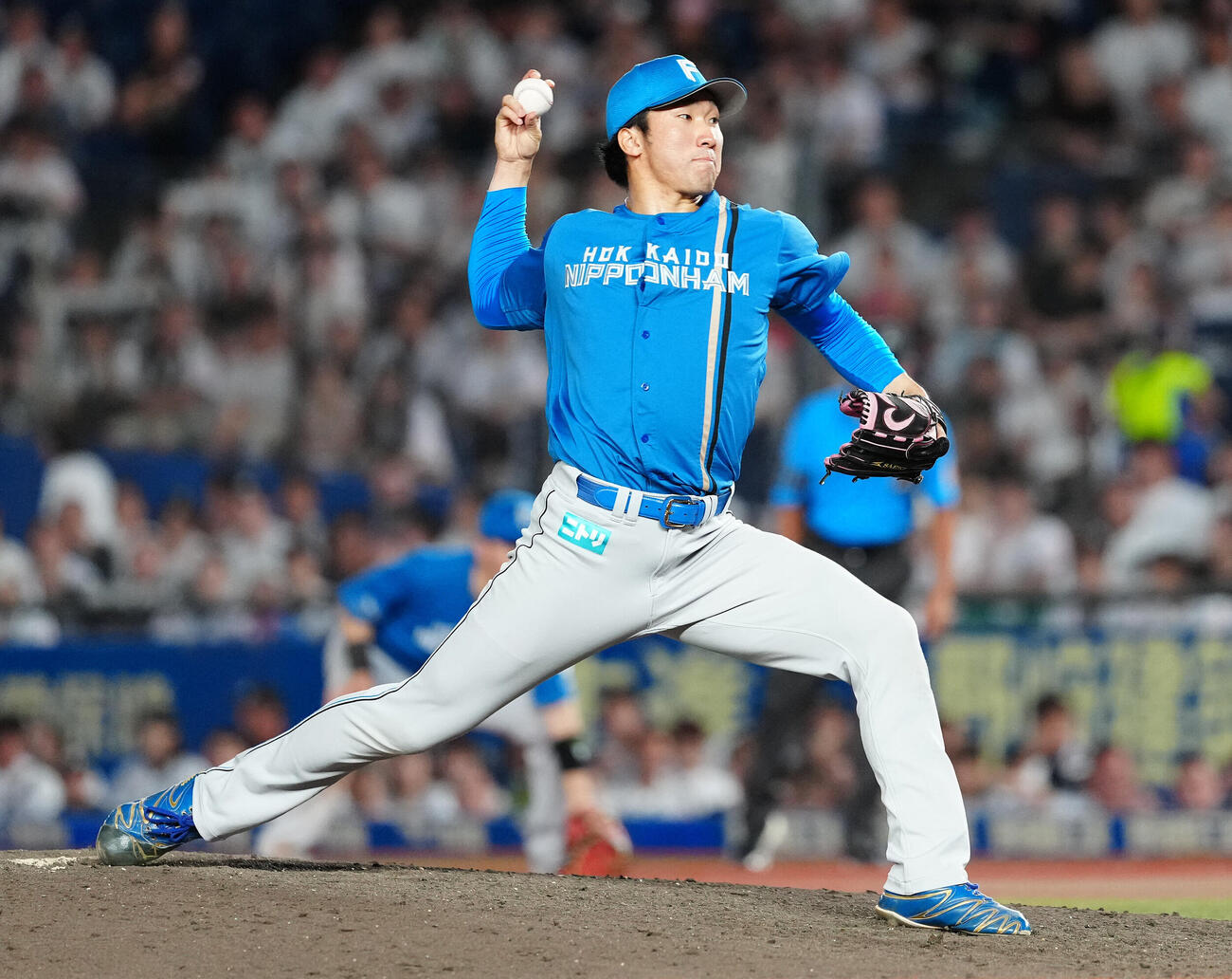 ロッテ対日本ハム　10回裏から5番手で登板した日本ハム清宮虎多朗（撮影・鈴木みどり）
