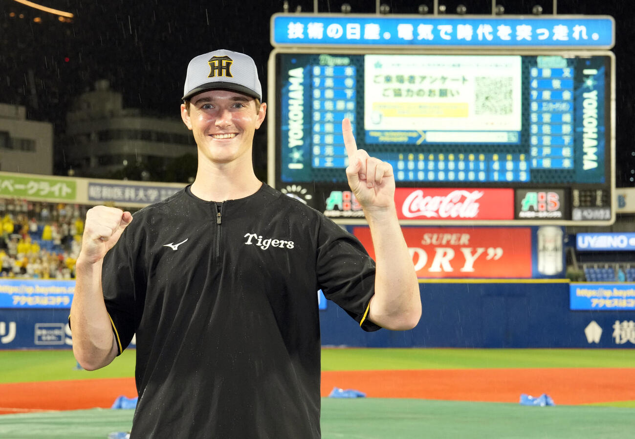 DeNA対阪神　来日初勝利を飾った阪神イーストン・ルーカス（撮影・たえ見朱実）
