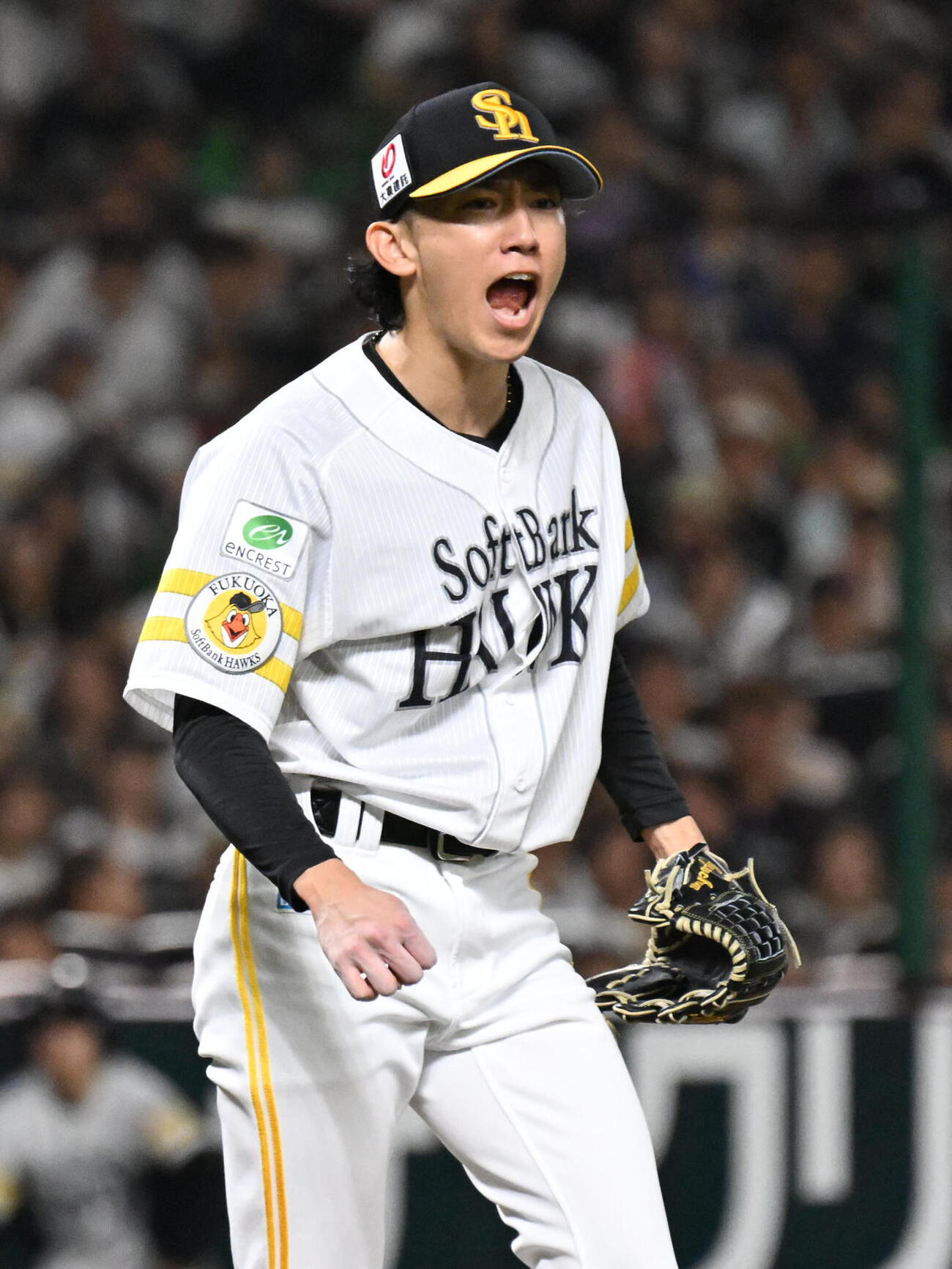 ソフトバンク対オリックス　1回をきっちり3人で抑えほえる大津亮介（撮影・林敢治）