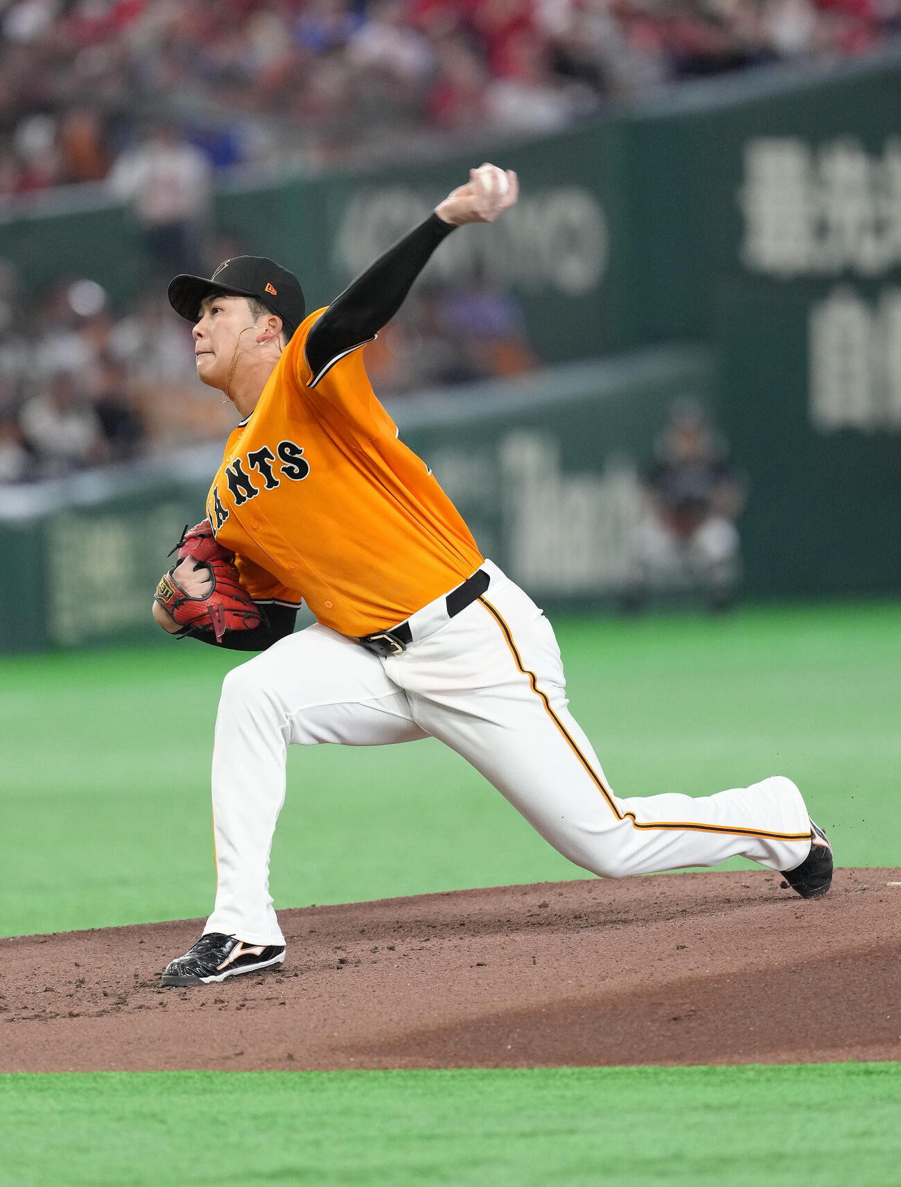 巨人対広島　巨人先発の代木大和（撮影・足立雅史）