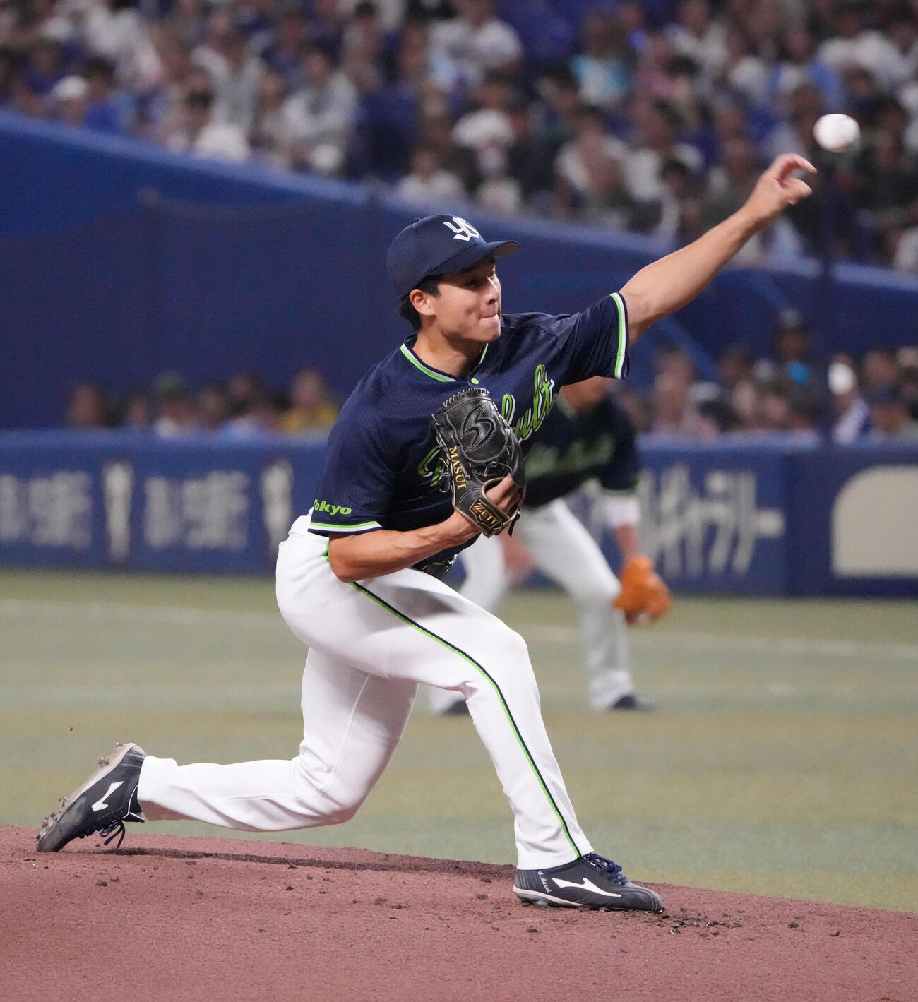中日対ヤクルト　1回裏、登板するヤクルト先発の増居翔太（撮影・森本幸一）