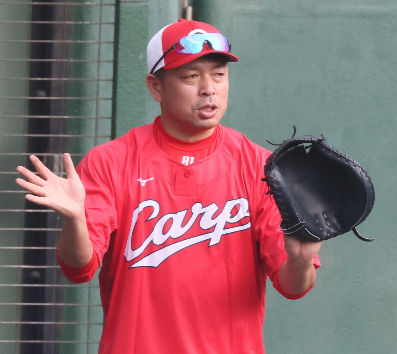 石原慶幸バッテリーコーチ（2022年11月14日撮影）