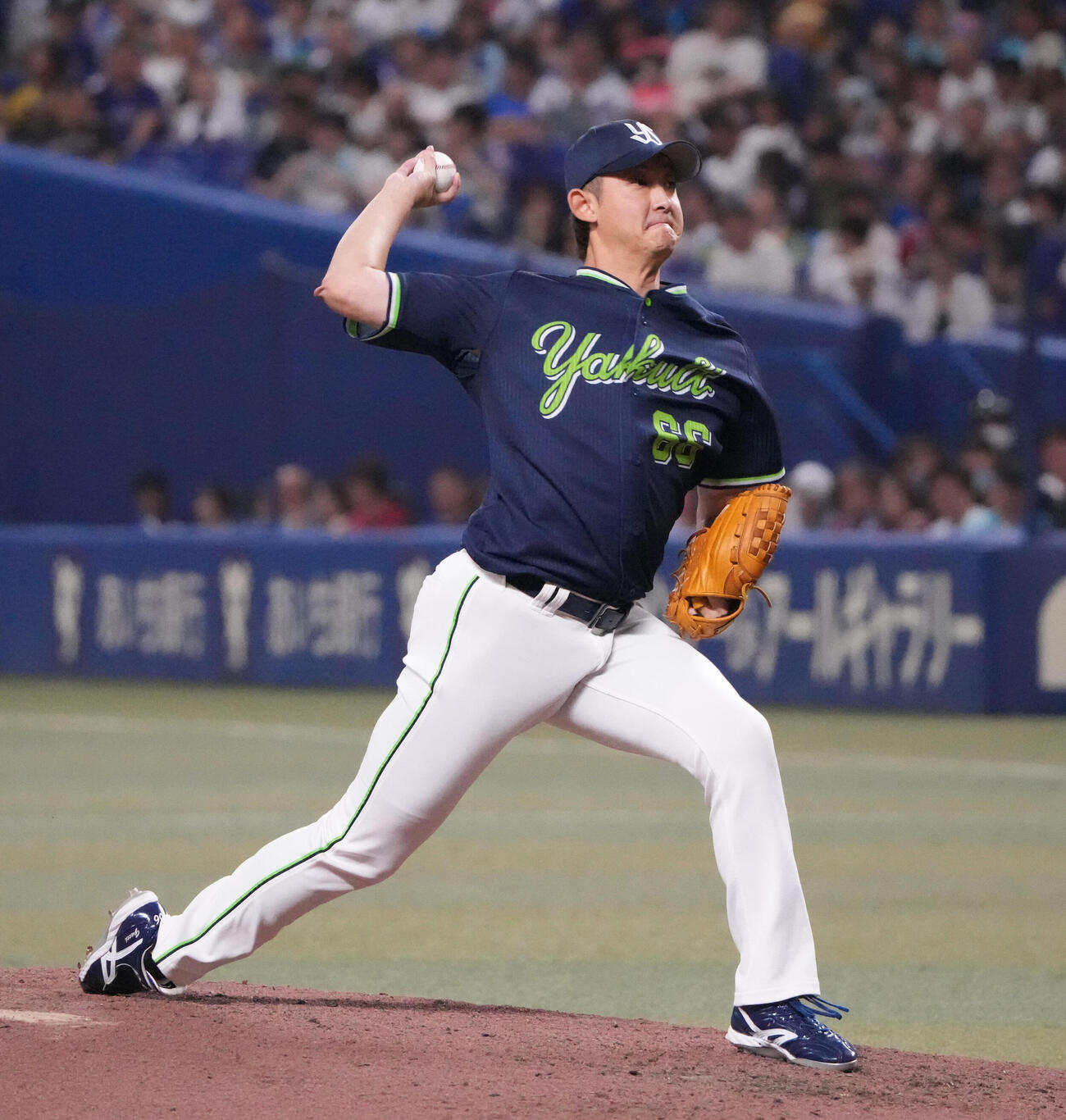 中日対ヤクルト　5回裏、ヤクルト2番手で登板する阪口皓亮（撮影・森本幸一）