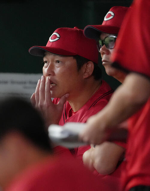 【広島】接戦制して連敗ストップ　新井監督「秋山がベテランらしい、いい仕事を…」／一問一答