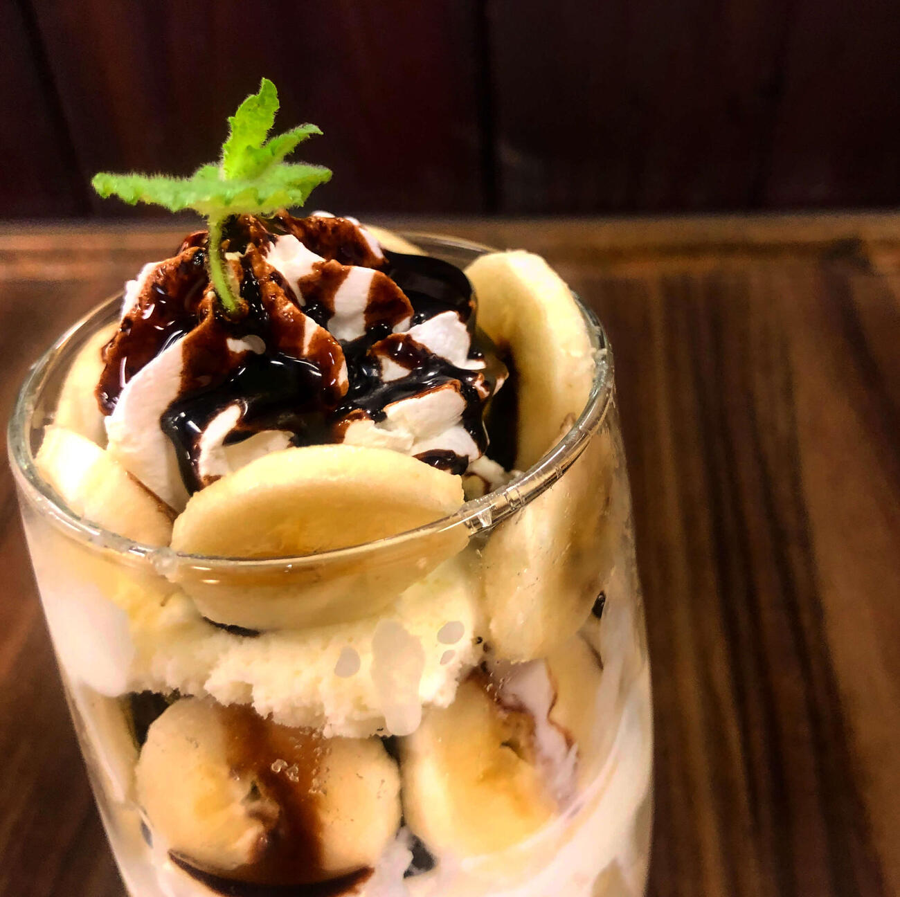 チョコレートパフェ