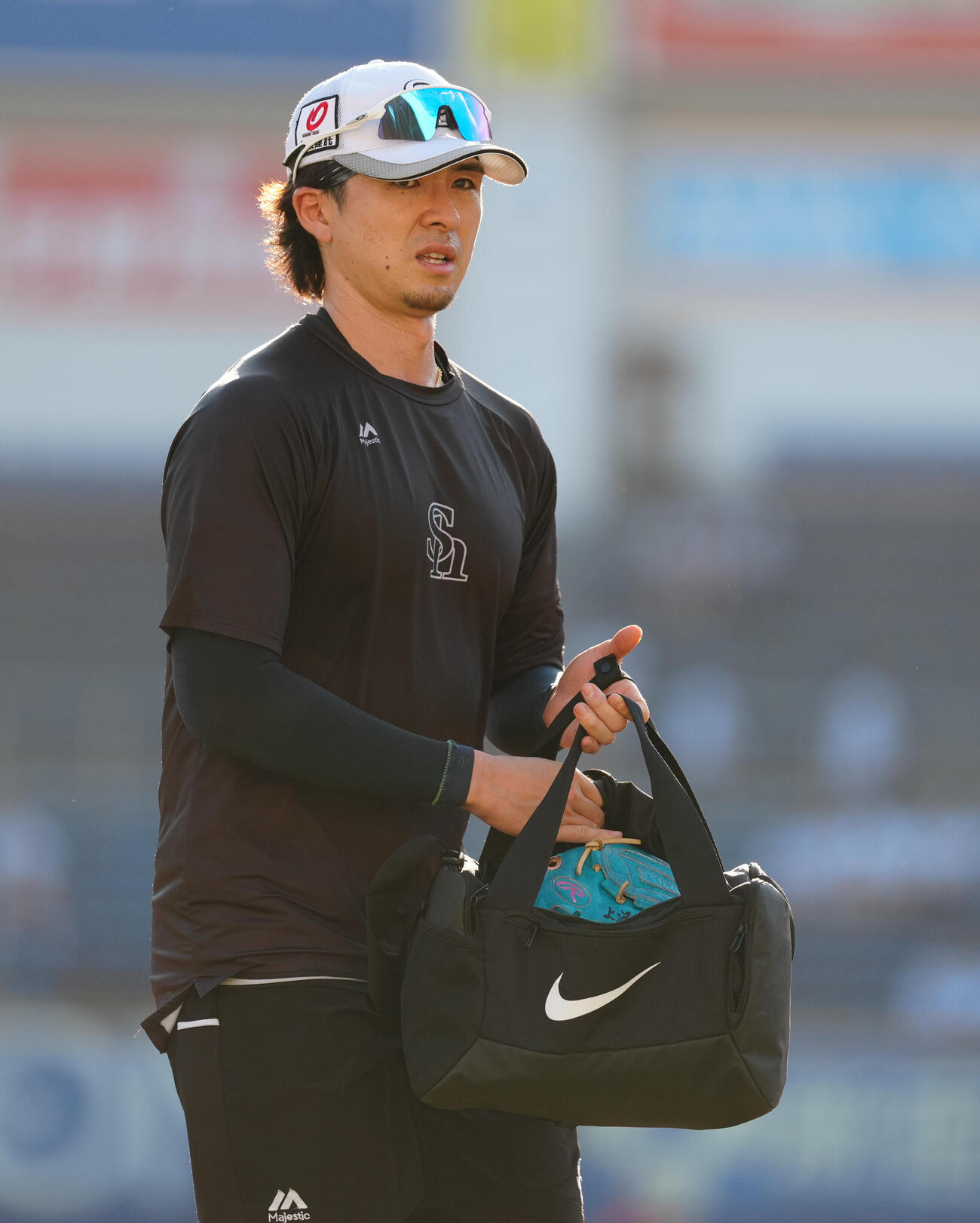 ロッテ対ソフトバンク　試合前練習を終え引き揚げるソフトバンク上沢直之（撮影・鈴木みどり）