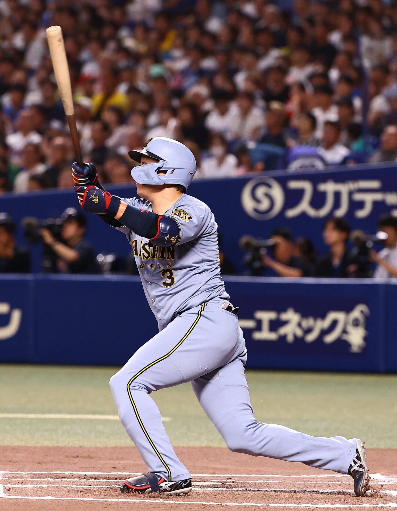中日対阪神　6回表阪神1死、大山悠輔は本塁打を放つ（撮影・上田博志）