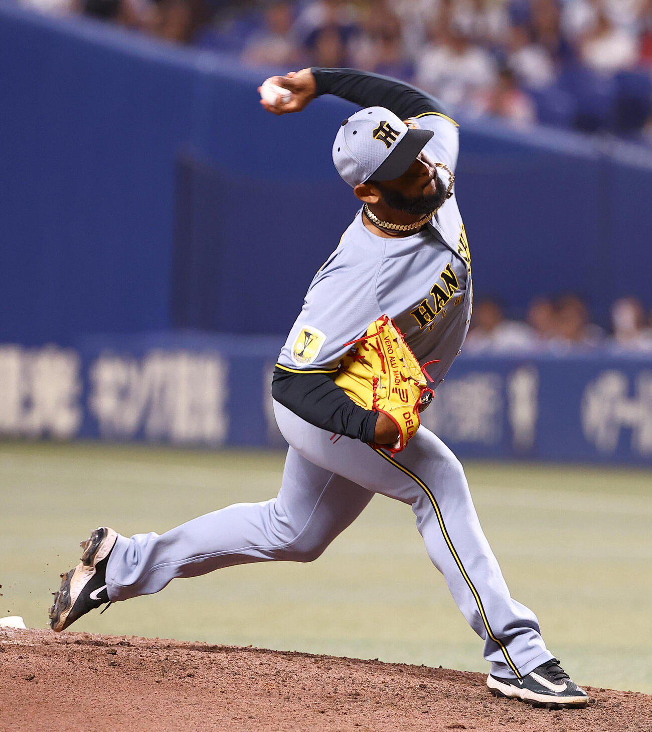 中日対阪神　阪神3番手のアンダーソン・セベリーノ（撮影・上田博志）