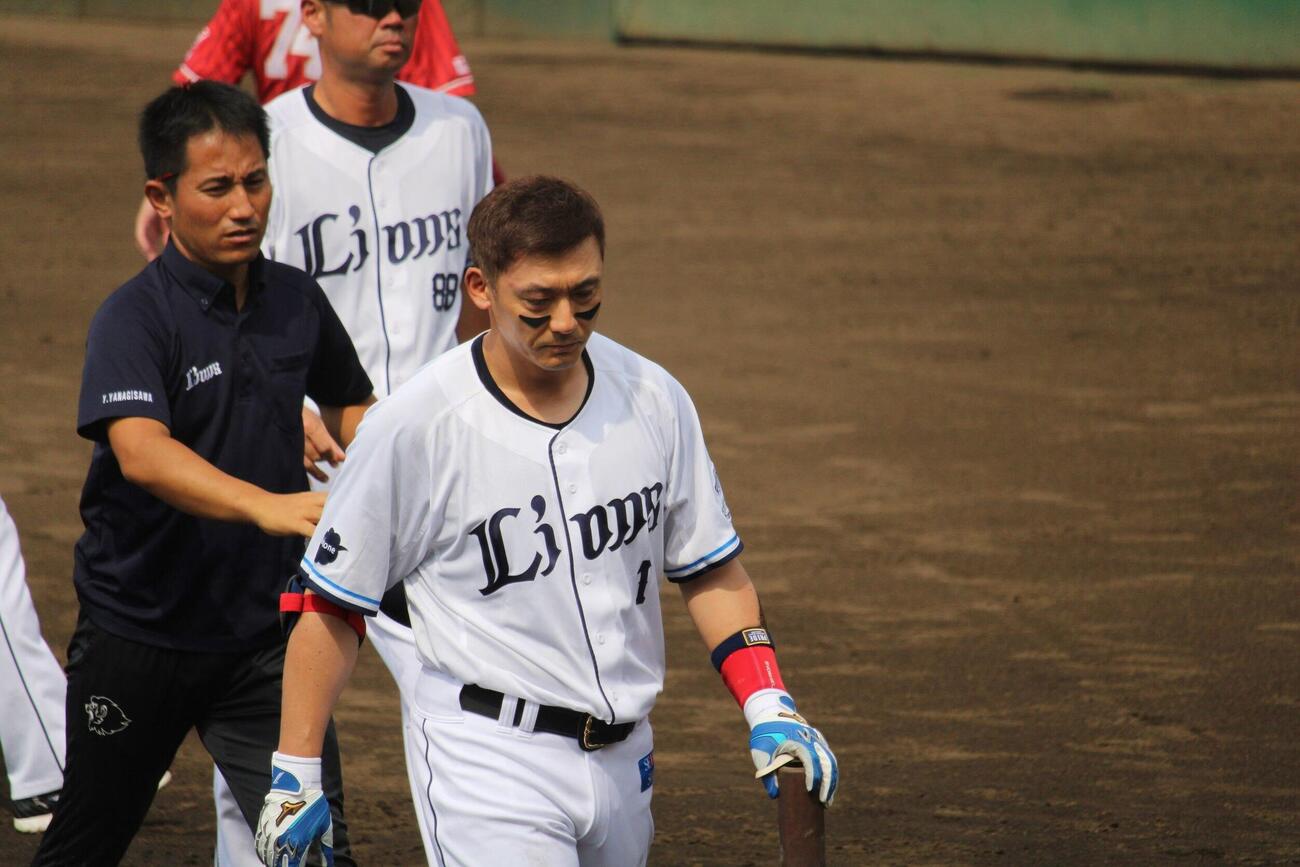 西武対楽天　2軍戦で頭部に死球を受けた西武栗山