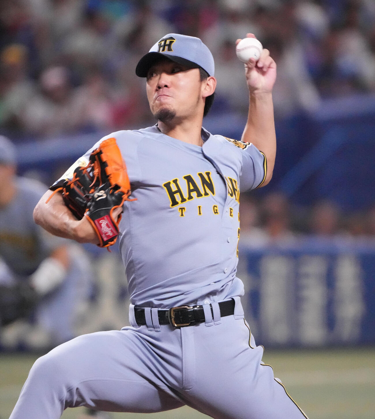中日対阪神　1回裏、登板する阪神先発の伊藤将司（撮影・森本幸一）