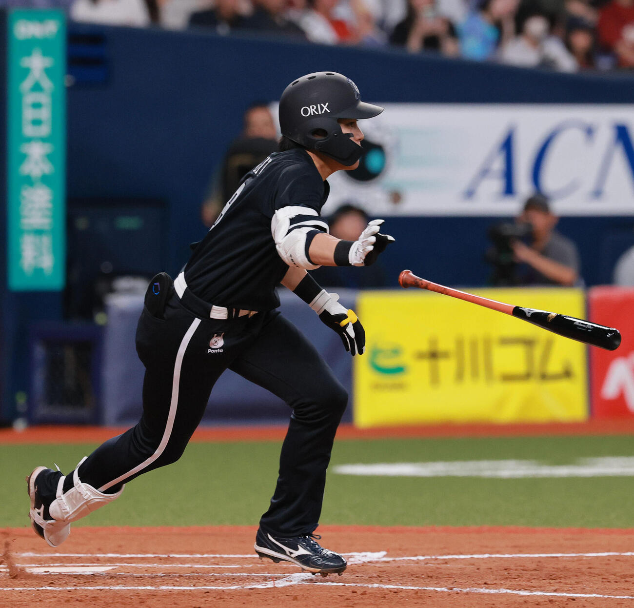 オリックス対楽天　8回裏オリックス1死三塁、麦谷祐介は適時打を放つ（撮影・上山淳一）