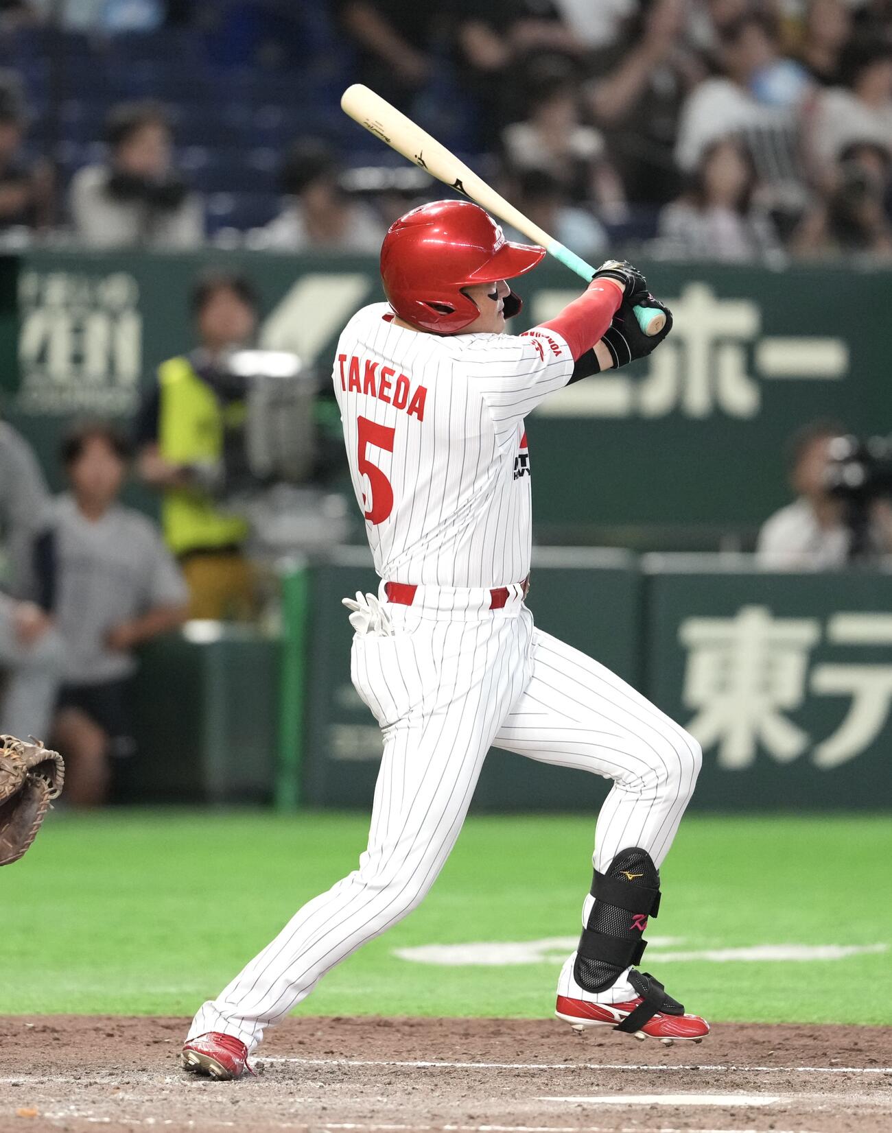日本製鉄瀬戸内対三菱重工East 4回裏三菱重工East2死一、二塁、3点本塁打を放つ武田健吾（撮影・小島史椰）