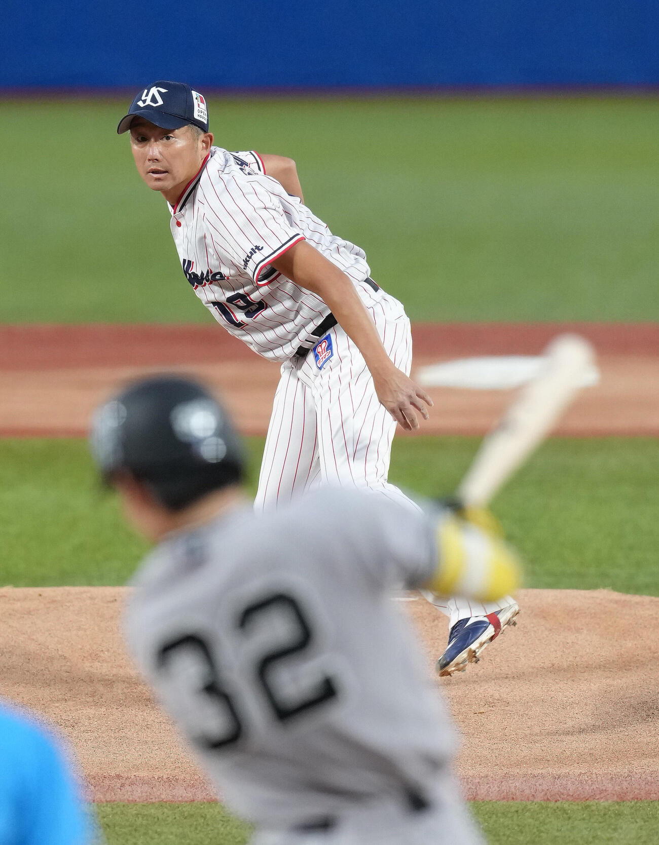 ヤクルト対巨人　ヤクルト先発の石川雅規（撮影・足立雅史）