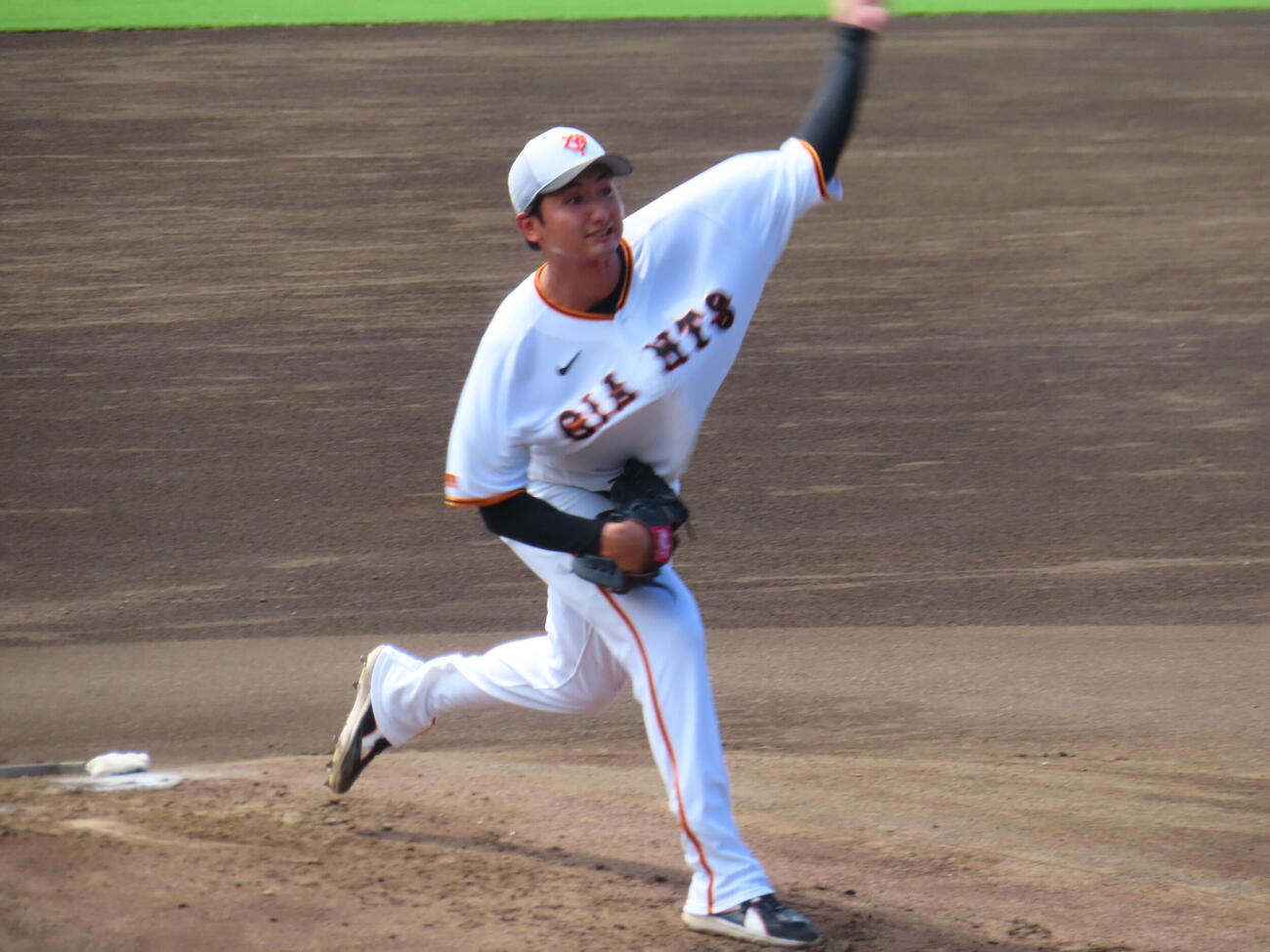 巨人練習　ライブBPに登板する横川凱