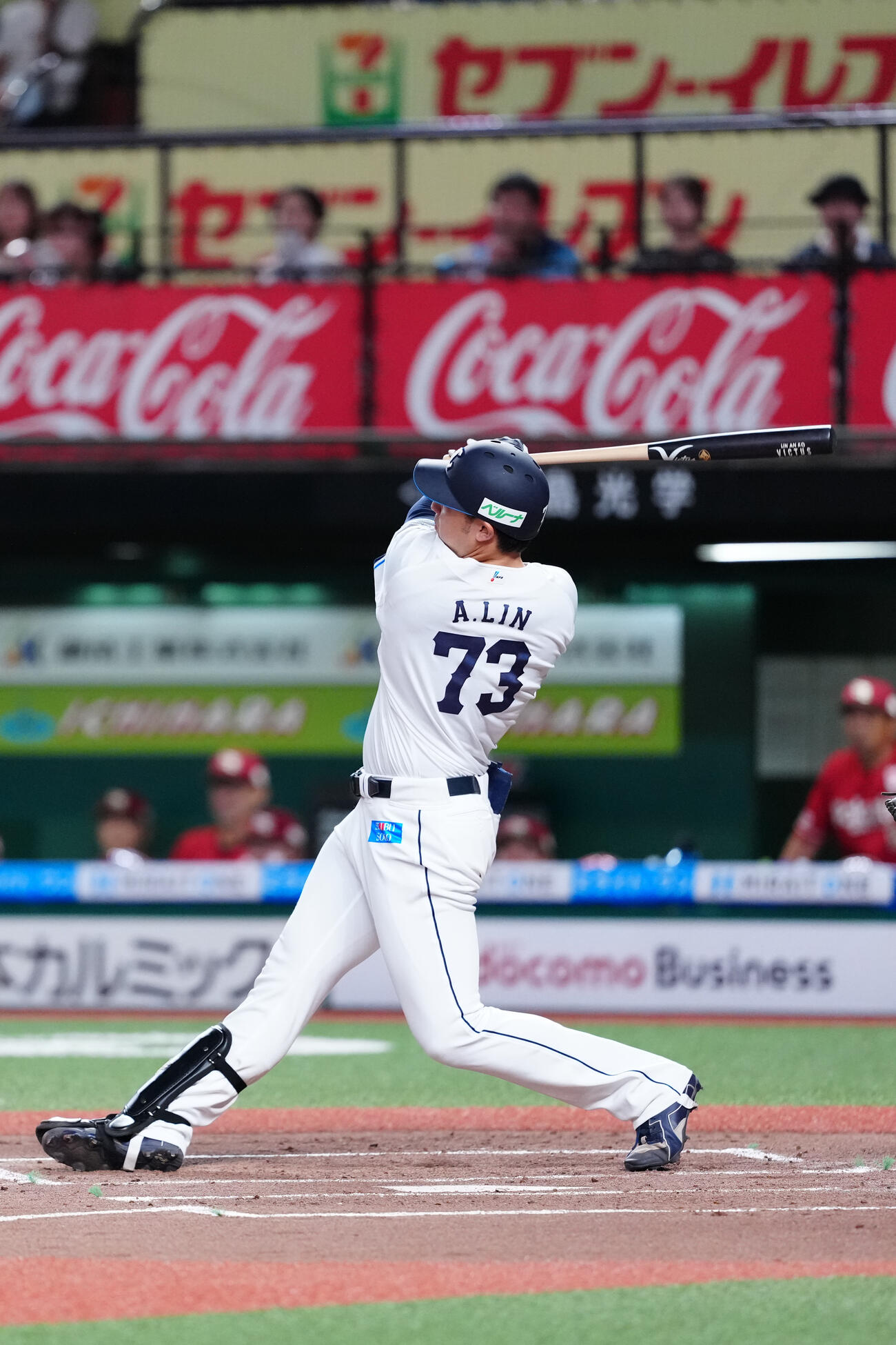 西武対楽天　1回裏西武1死一、ニ塁、先制3点本塁打を放つ林安可（撮影・江口和貴）
