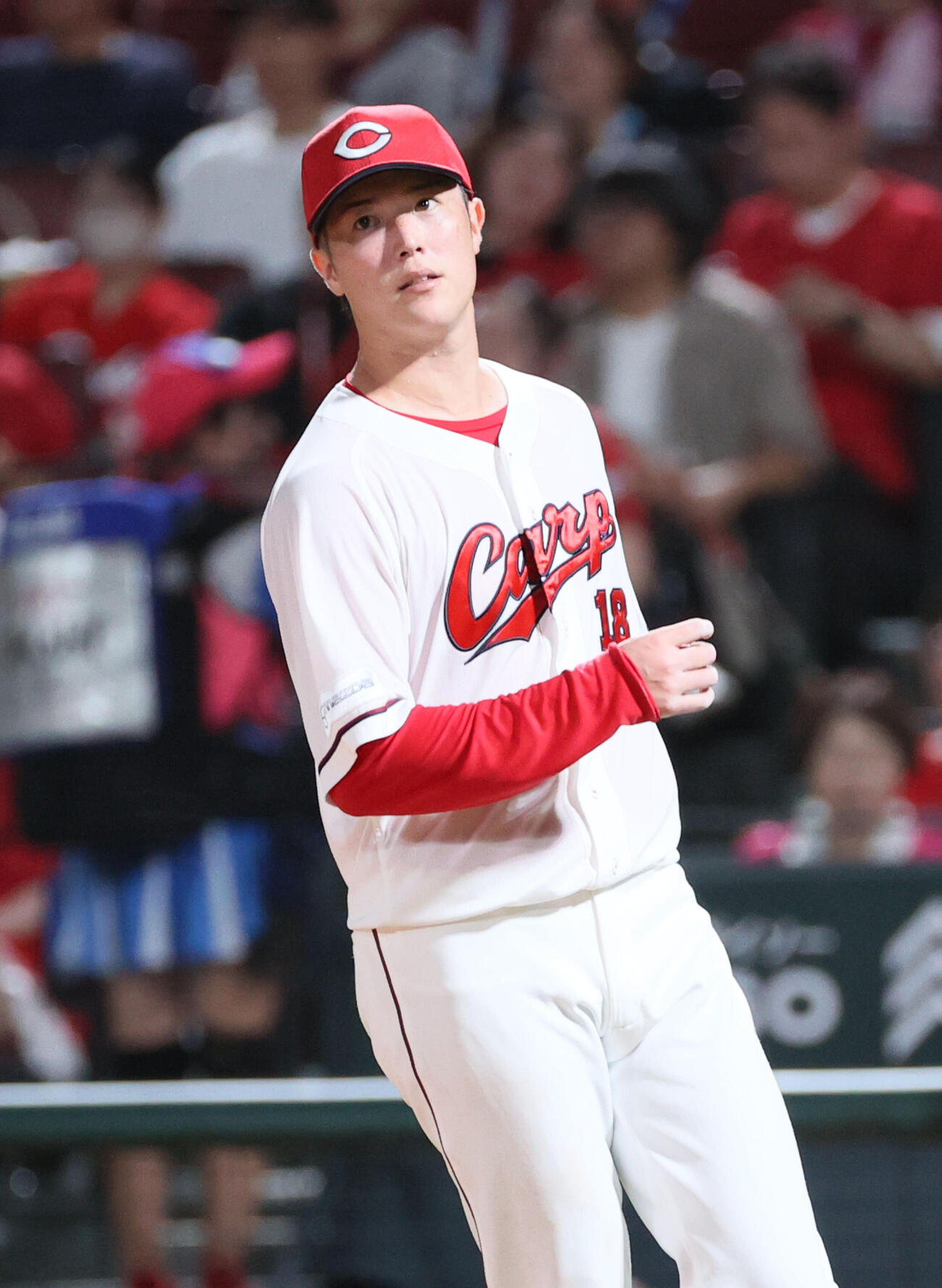 広島対ヤクルト　4回表ヤクルト2死一、二塁、奥川恭伸にも適時打を浴びた森下暢仁（撮影・加藤孝規）