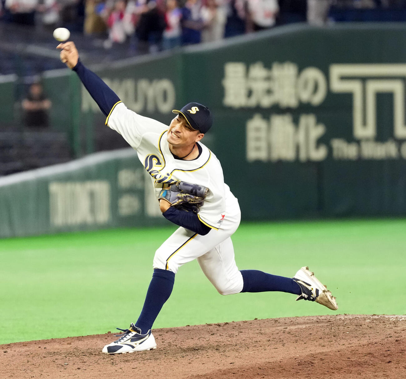 東京ガス対西濃運輸　9回途中からマウンドに上がった西濃運輸の水野匡貴（撮影・たえ見朱実）