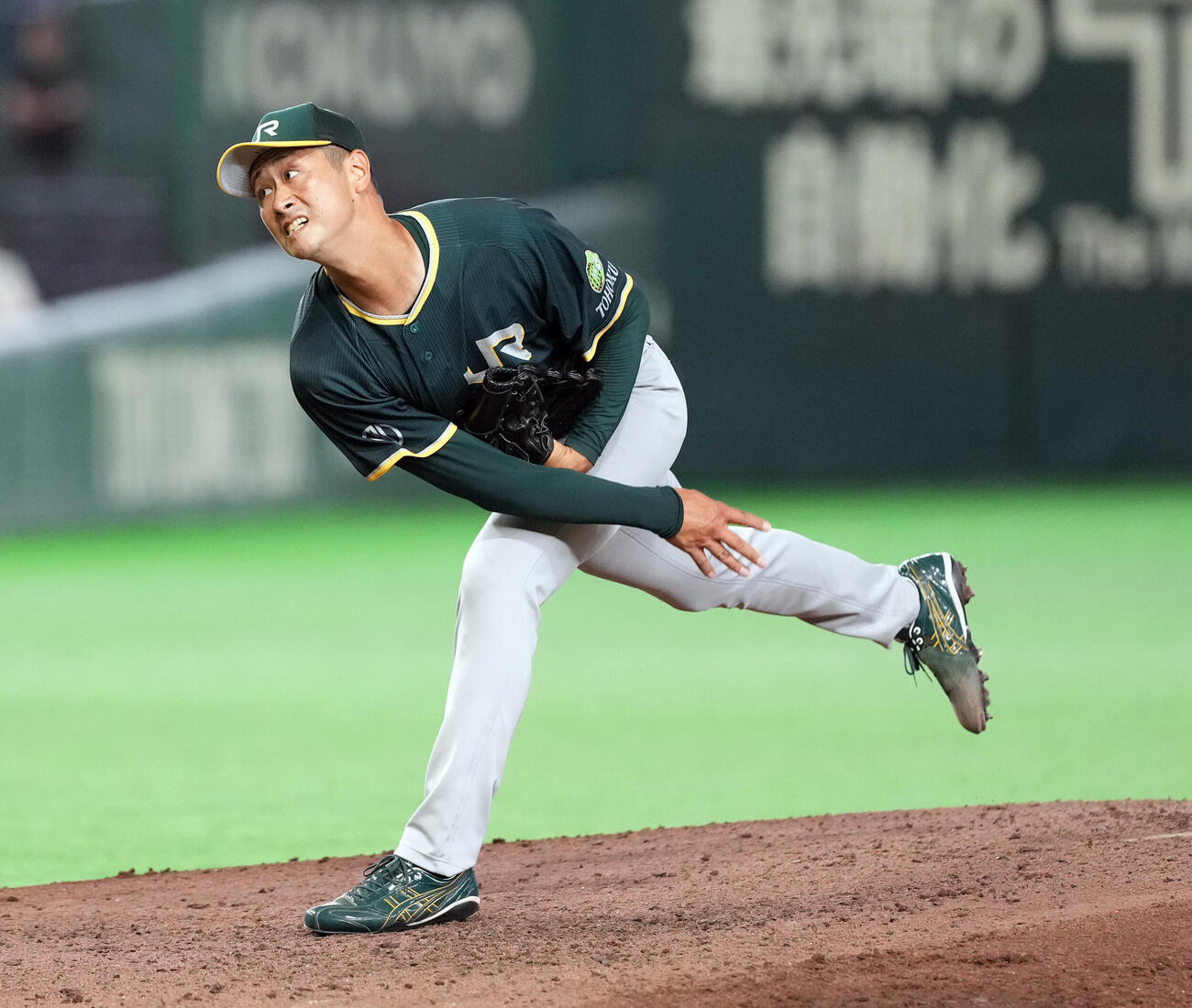 信越硬式野球クラブ対JR東日本東北　力投するJR東日本東北吉田一将（撮影・たえ見朱実）