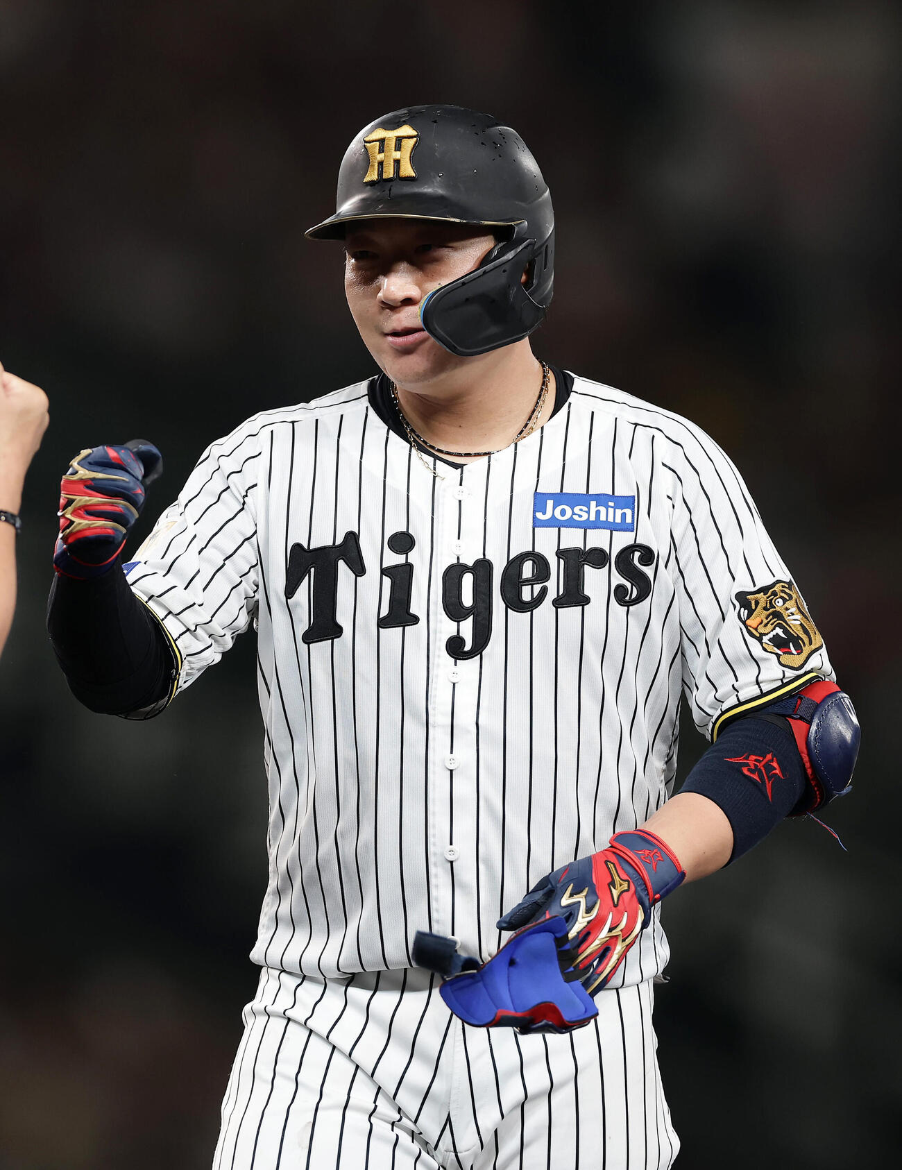 阪神対巨人　5回裏阪神2死一、三塁、中前適時打を放った大山悠輔（撮影・前田充）