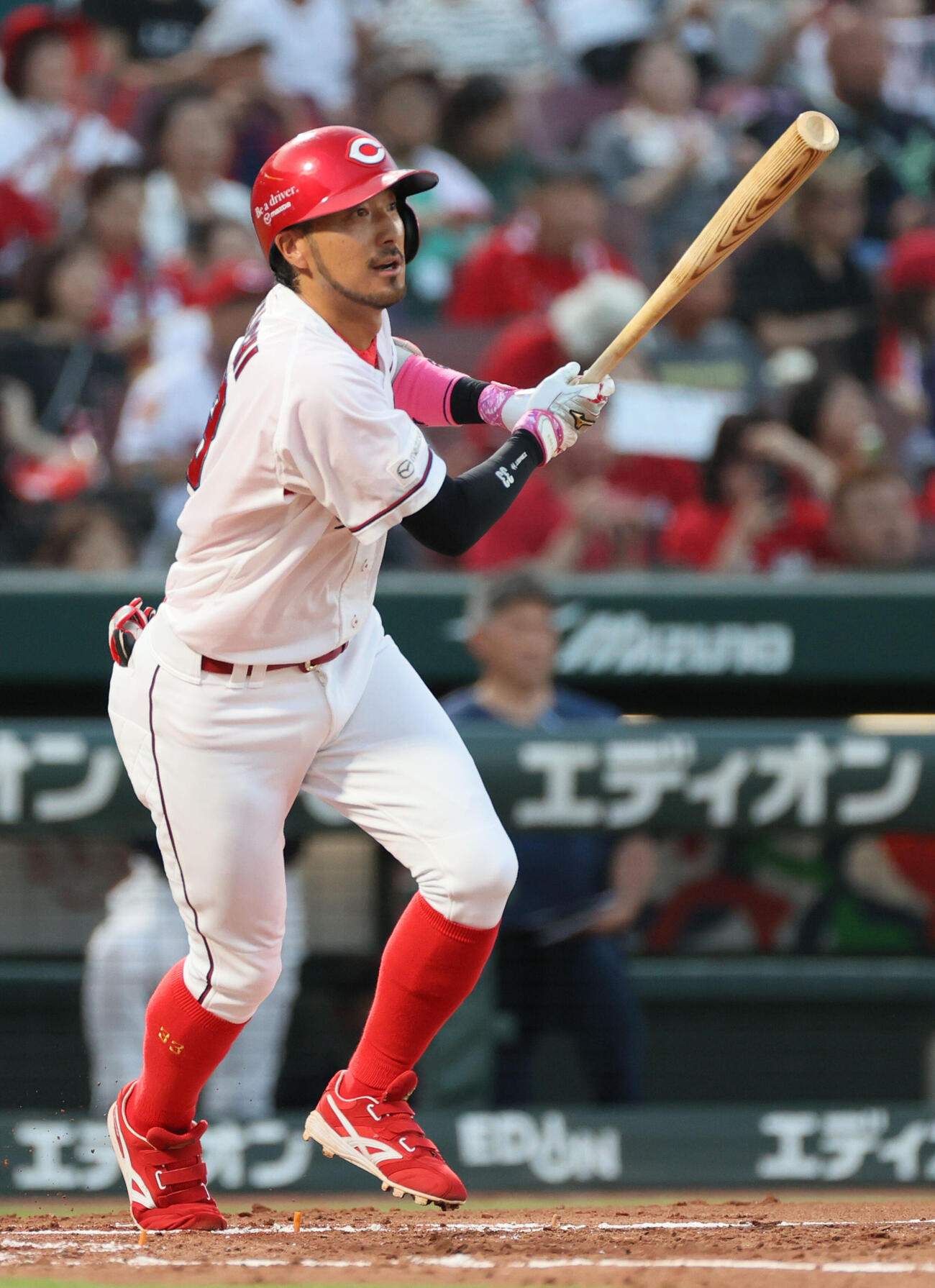 広島対ヤクルト　1回裏広島1死一、二塁、菊池涼介は右前適時打を放つ（撮影・加藤孝規）
