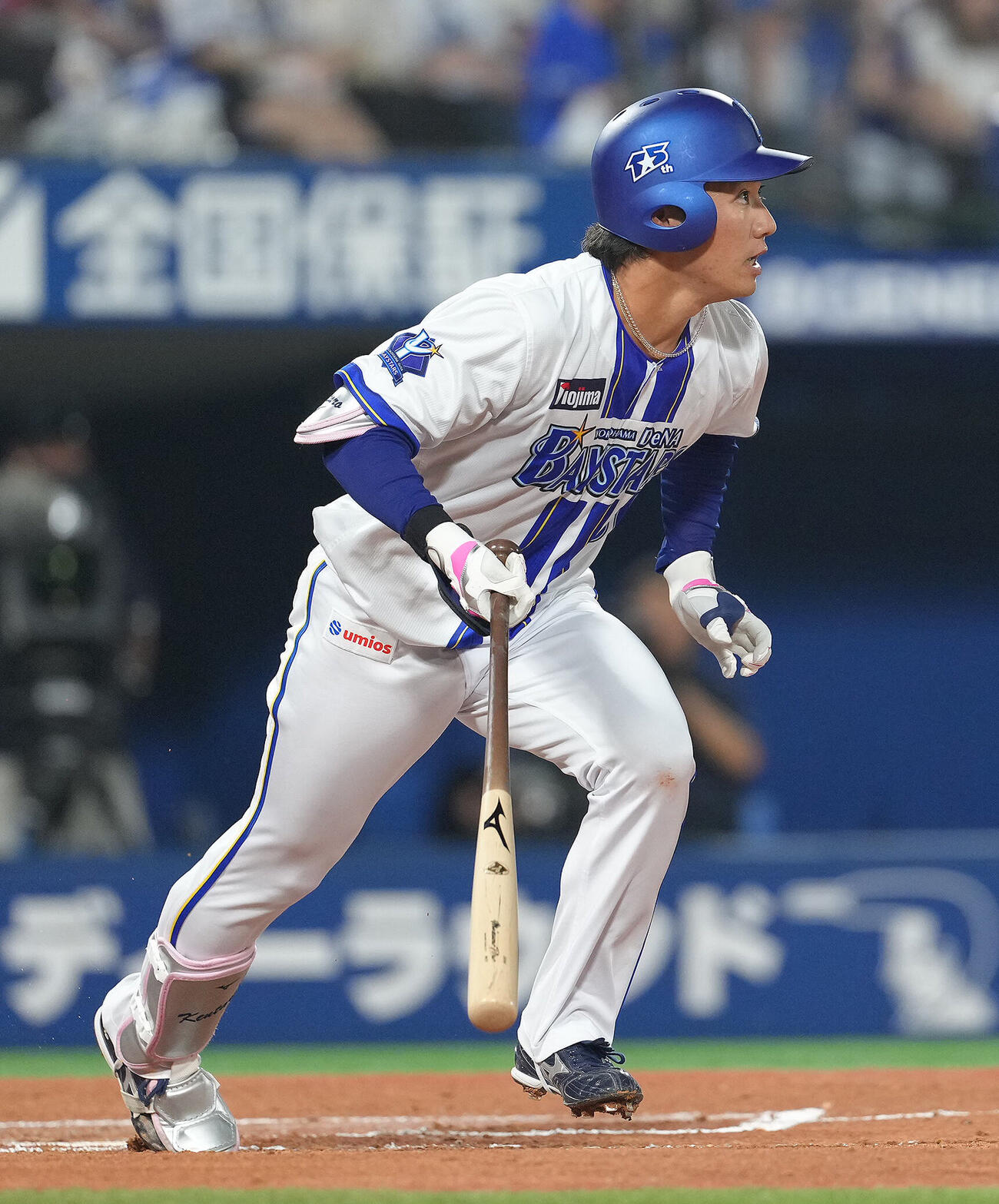 DeNA対中日　2回裏DeNA2死一塁、篠木健太郎は右前打を放つ（撮影・足立雅史）