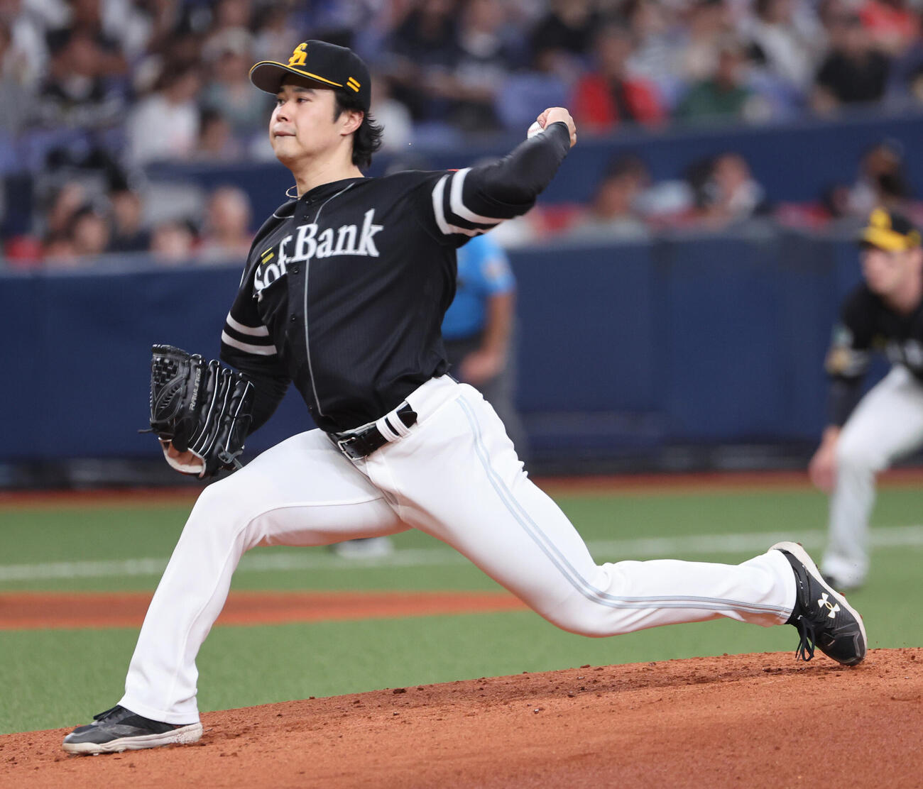 オリックス対ソフトバンク　力投するソフトバンク先発の松本晴（撮影・西尾就之）