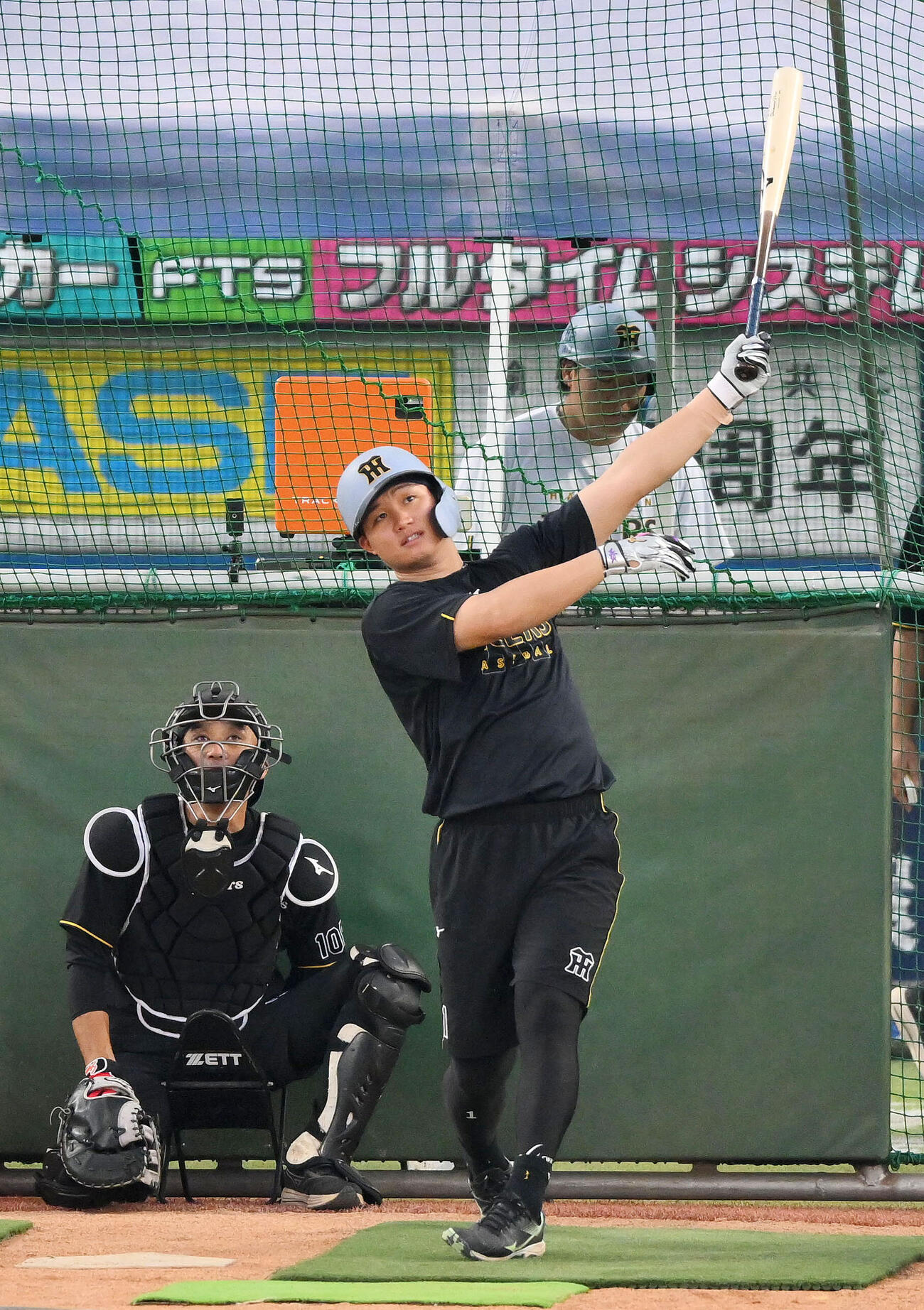 ヤクルト対阪神　試合前練習する阪神森下翔太（撮影・滝沢徹郎）