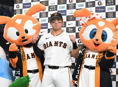 巨人】バットをとにかく振りこむ石塚裕惺「一番下手くそなので