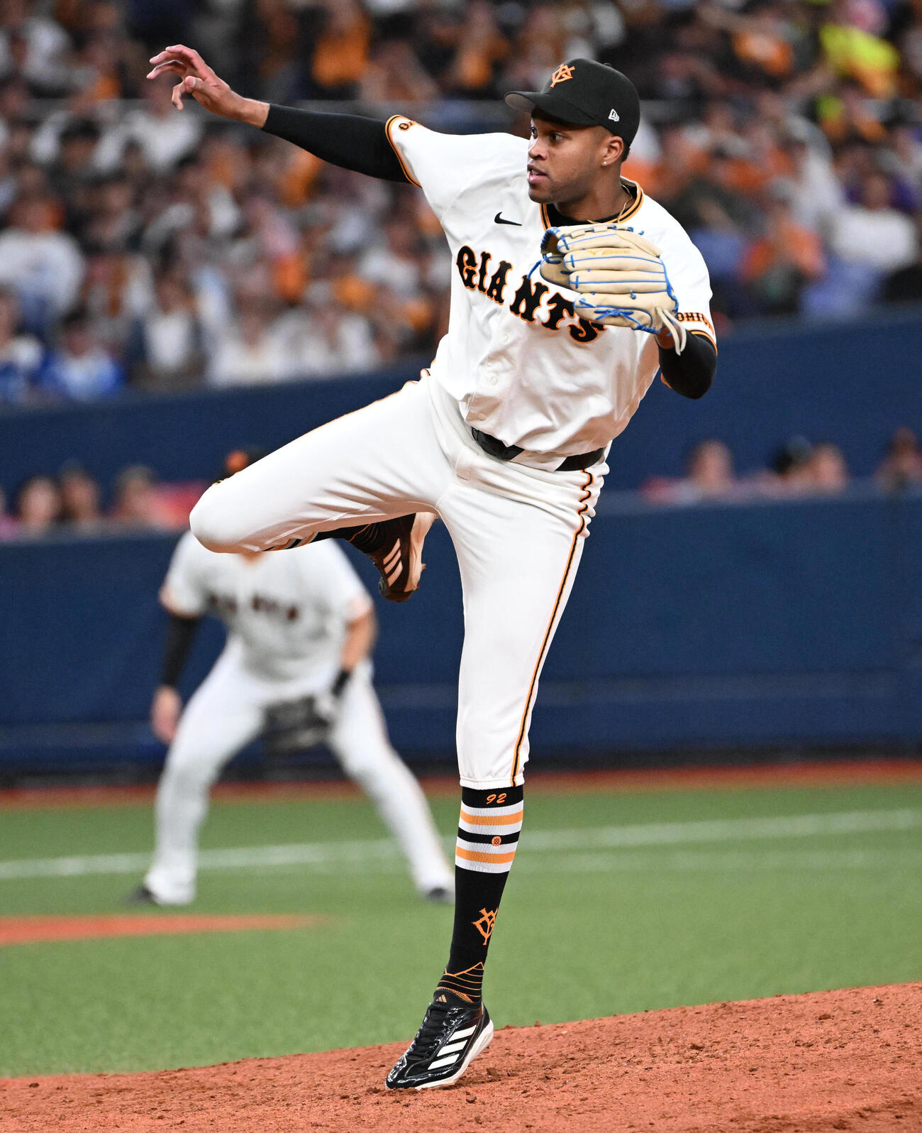 巨人対DeNA　巨人5番手のライデル・マルティネス（撮影・石井愛子）