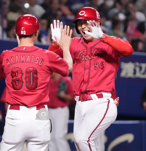 広島】佐藤啓介がプロ2号勝ち越し3ラン「積極的に行きました」プロ初