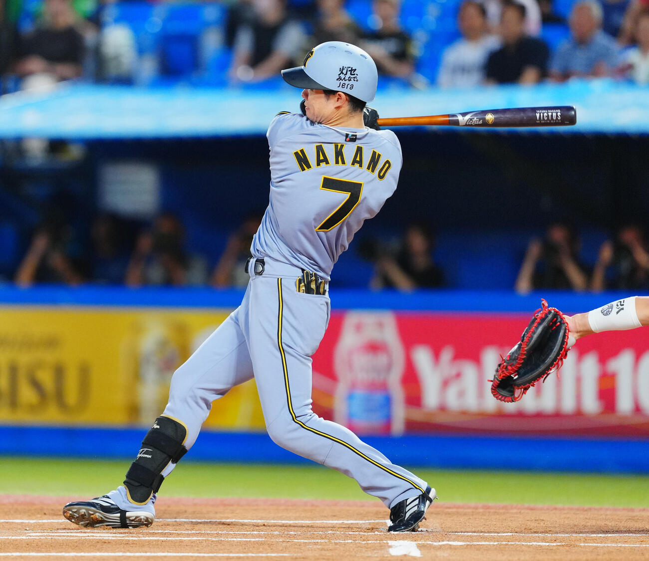 ヤクルト対阪神　1回表阪神1死、右前打を放つ中野拓夢（撮影・垰建太）