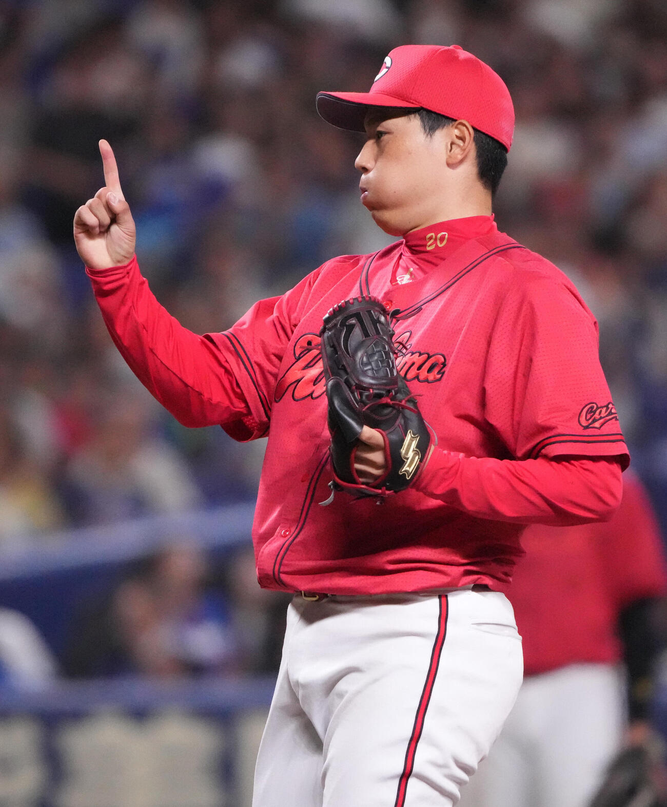 中日対広島　7回裏中日無死一塁、代打の高橋周平を三振に仕留めた栗林良吏は気迫の表情（撮影・森本幸一）