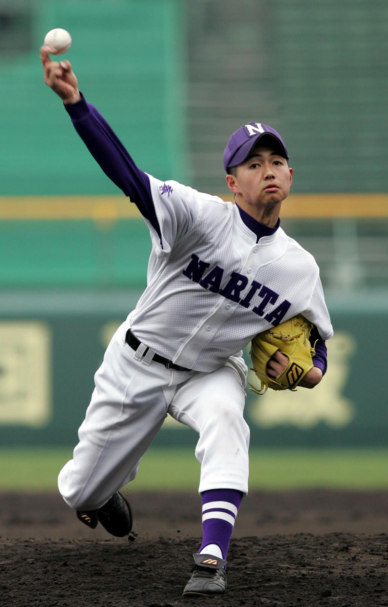 第78回選抜高校野球選手権大会・甲子園練習、投球練習する成田・唐川侑己（2006年3月撮影）