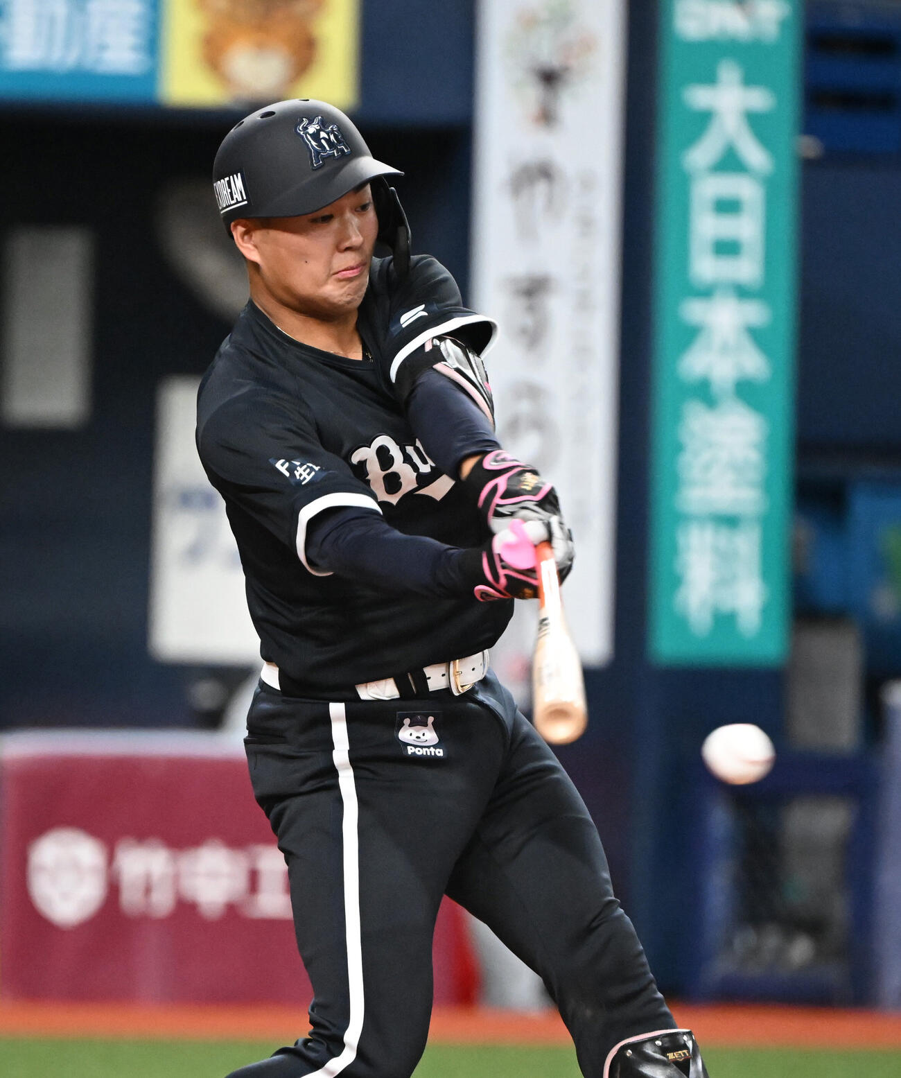 オリックス対ロッテ　2回裏オリックス1死三塁、堀柊那は遊ゴロを放ち三走を迎え入れる（撮影・和賀正仁）