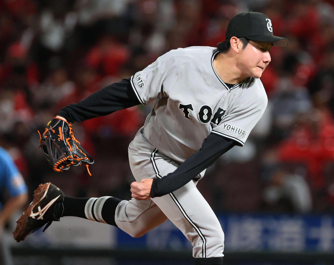 広島対巨人　巨人先発の竹丸和幸（撮影・加藤孝規）