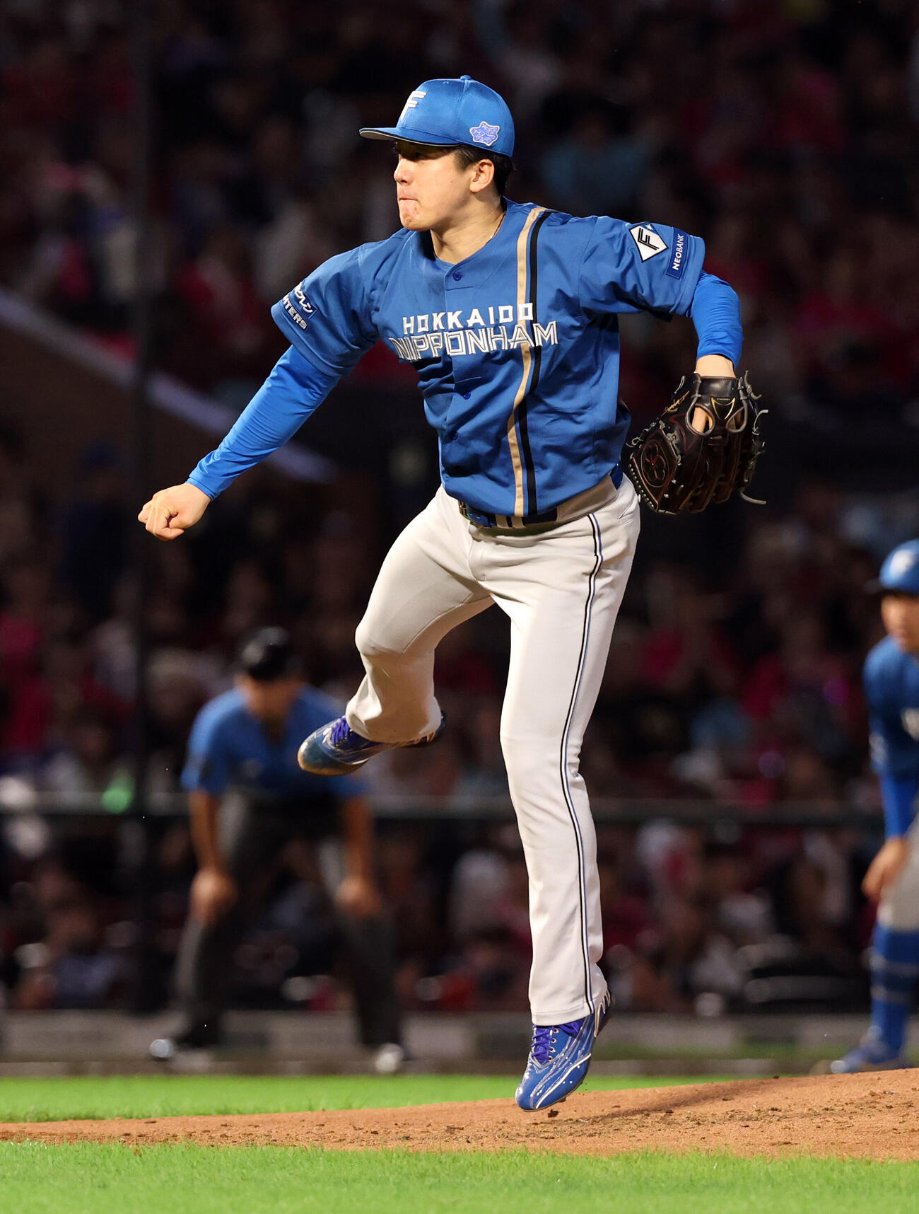 楽天対日本ハム　力投する日本ハム北山亘基は小さくジャンプ（撮影・浅見桂子）