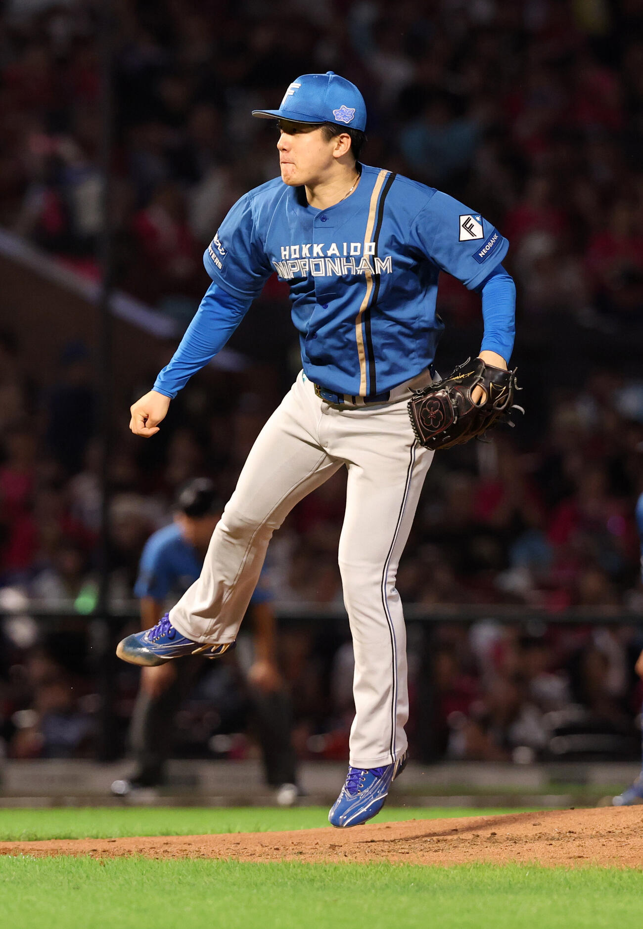 楽天対日本ハム　力投する日本ハム北山亘基は小さくジャンプ（撮影・浅見桂子）
