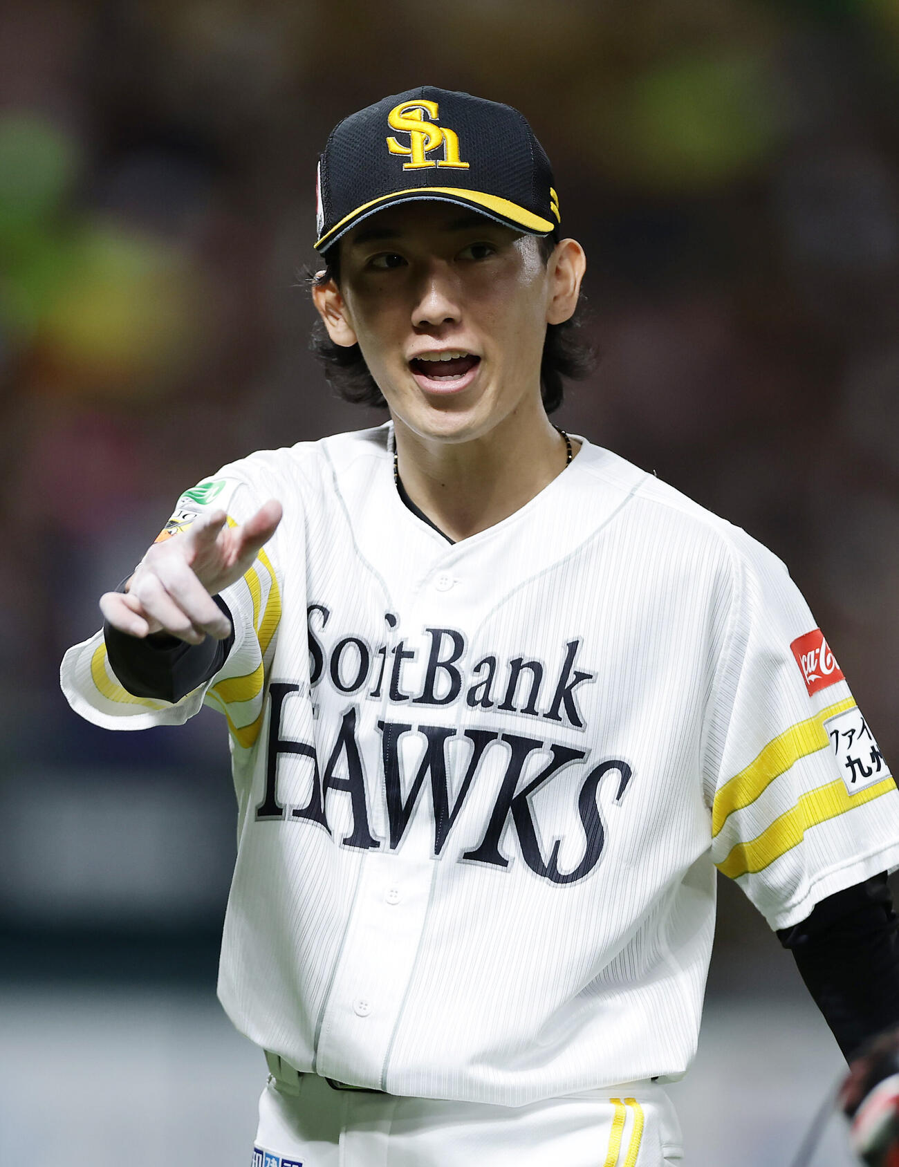 ソフトバンク対西武　4回表西武2死一、三塁、滝沢夏央を二ゴロに打ち取りピンチをしのいだ大津亮介（撮影・前田充）