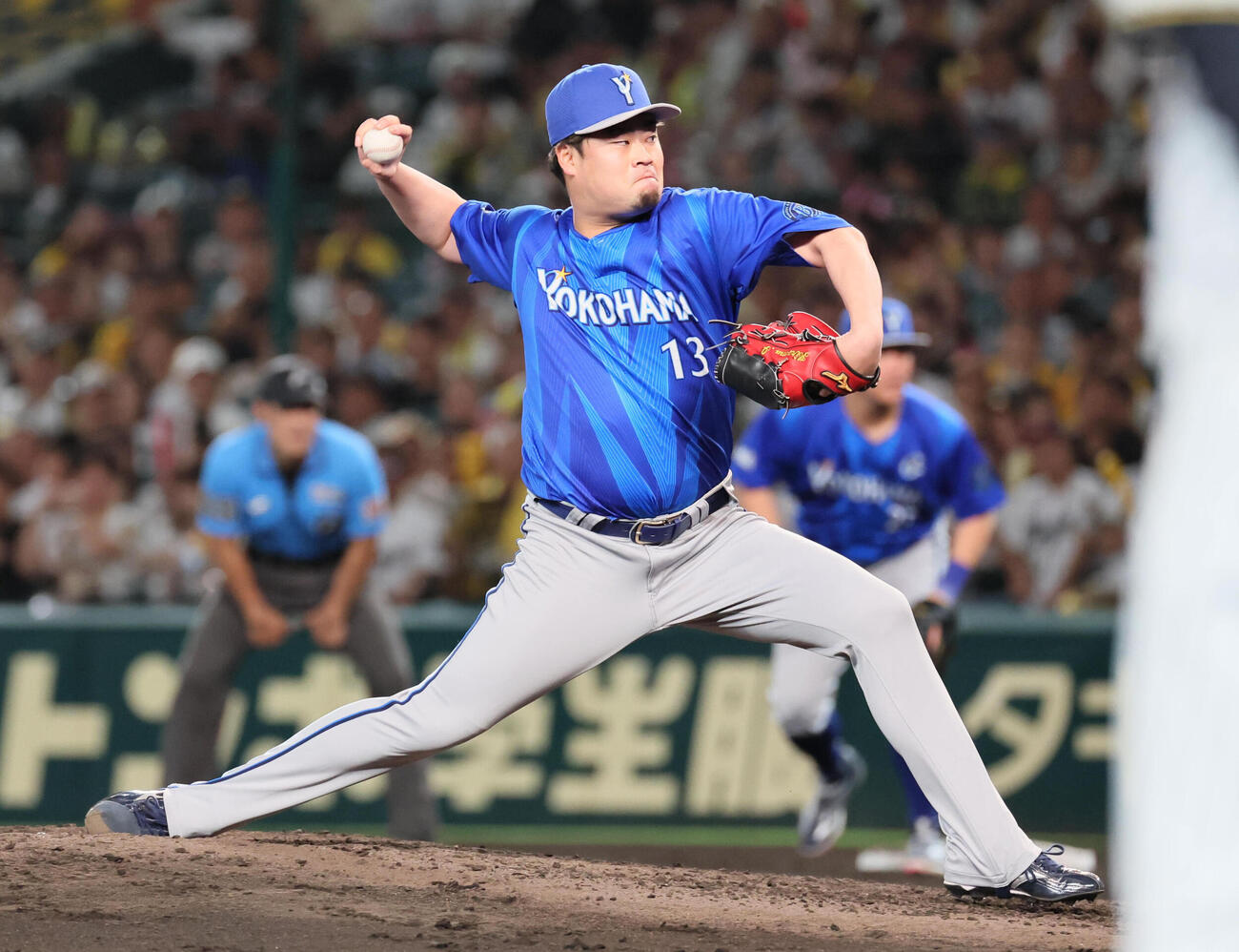 阪神対DeNA DeNA2番手の伊勢大夢（撮影・宮崎幸一）
