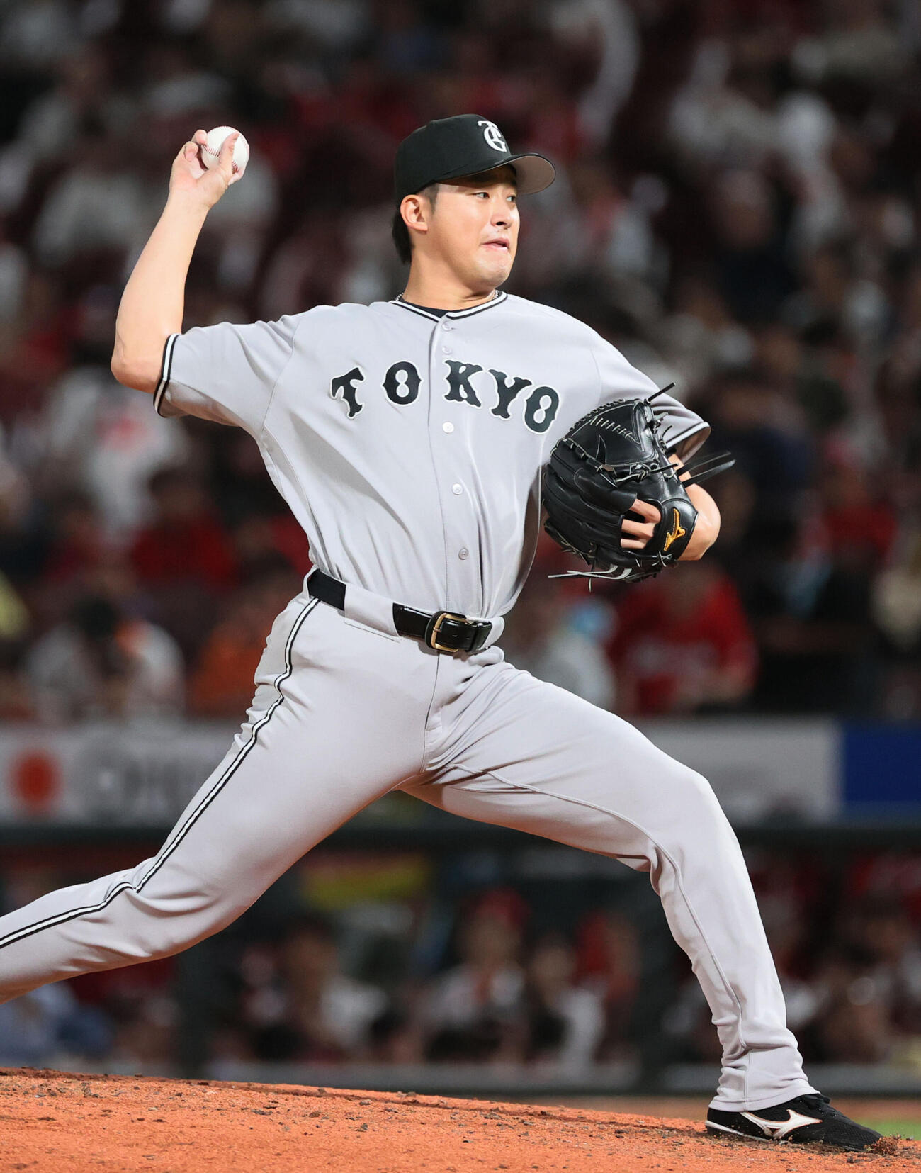 広島対巨人　6回裏広島、巨人4番手の堀田賢慎（撮影・加藤孝規）